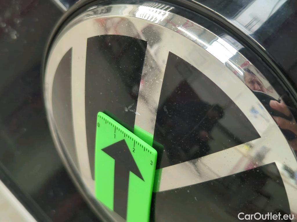  Volkswagen  Golf  Life 2.0 TDI DSG #12