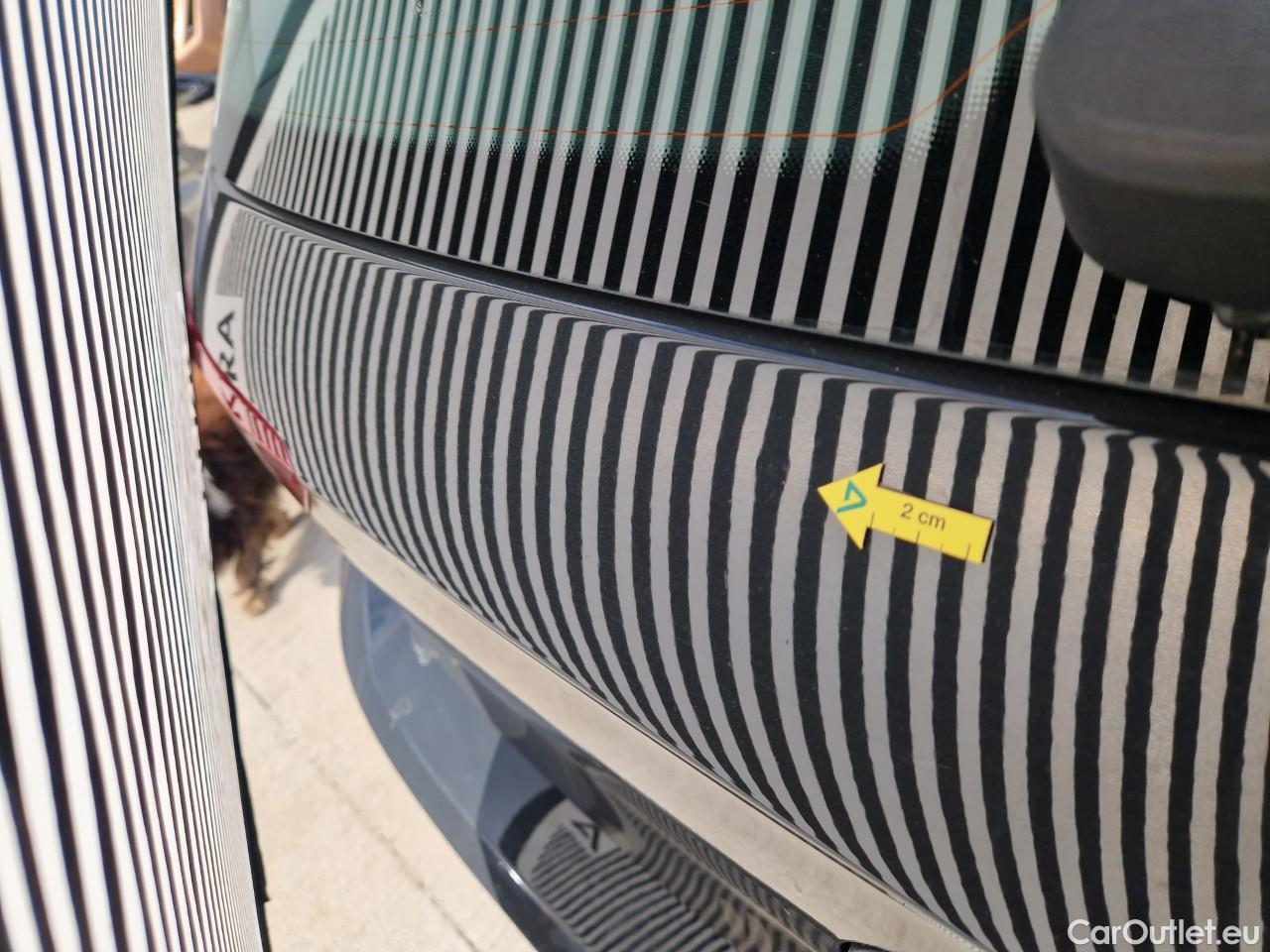  Volkswagen  Golf  Life 1.0 TSI #36