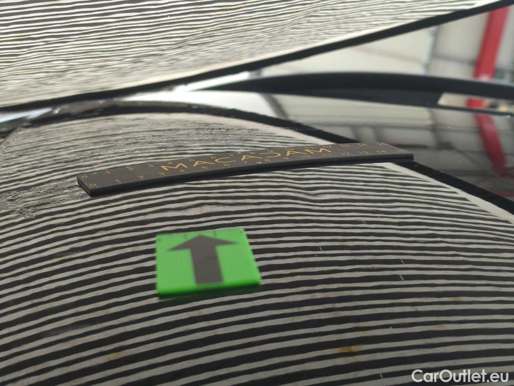  Volkswagen  Golf  Life 2.0 TDI DSG #6