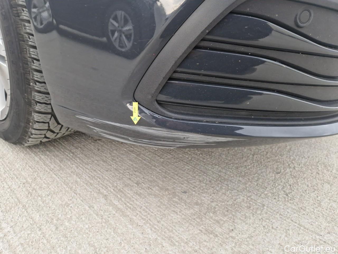  Volkswagen  Golf  Life 1.0 TSI #5