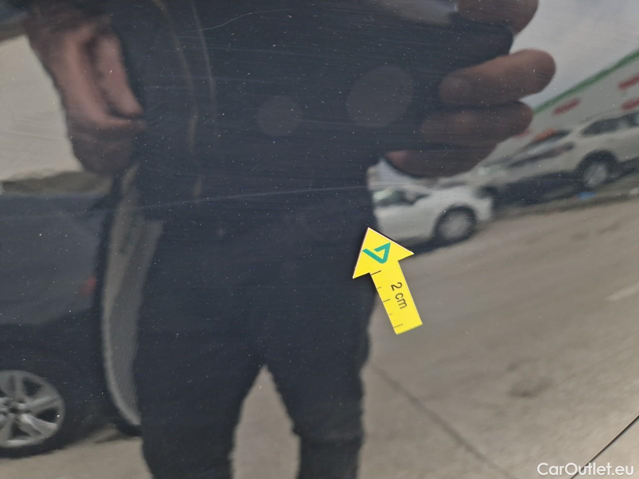  Volkswagen  Golf  Life 1.0 TSI #35