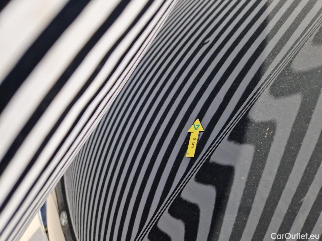  Volkswagen  Golf  Life 1.0 TSI #12