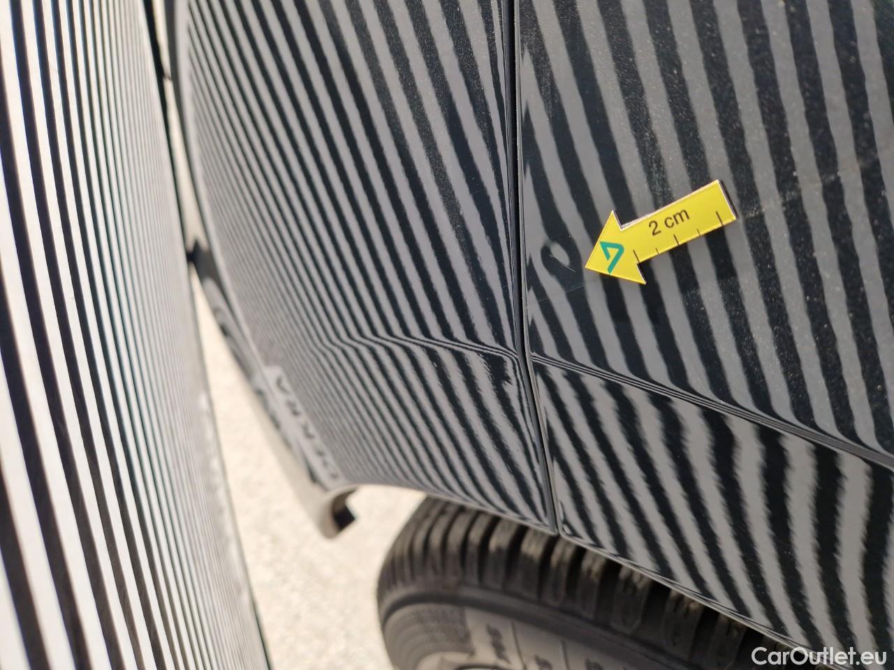  Volkswagen  Golf  Life 1.0 TSI #29