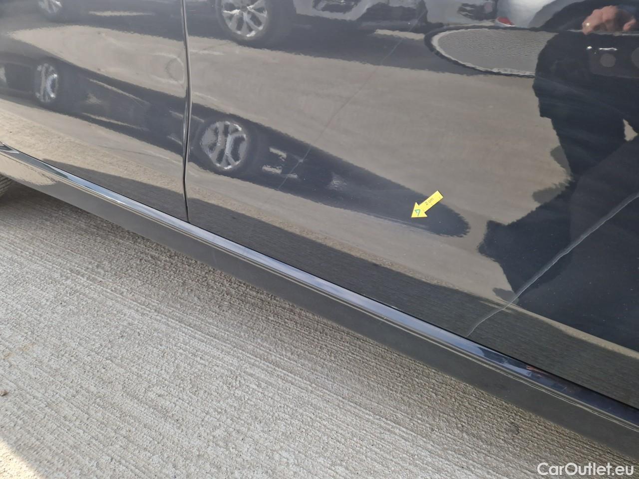  Volkswagen  Golf  Life 1.0 TSI #18