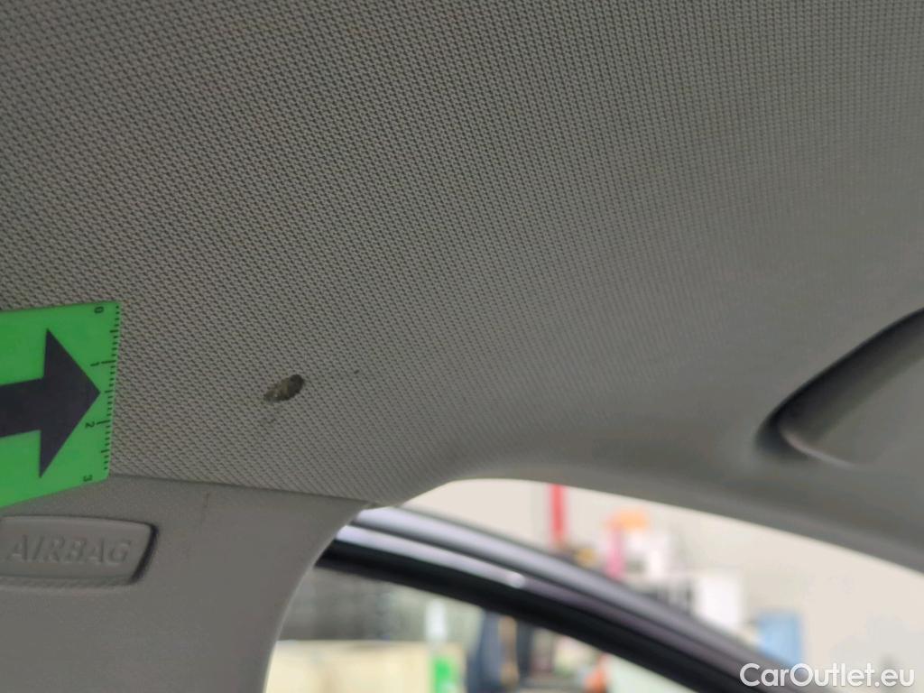  Volkswagen  Golf  Life 2.0 TDI DSG #2