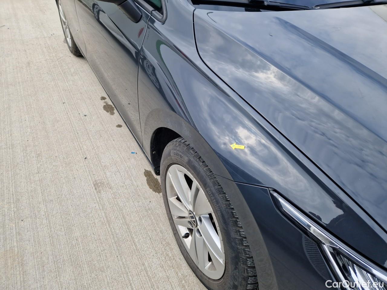  Volkswagen  Golf  Life 1.0 TSI #17