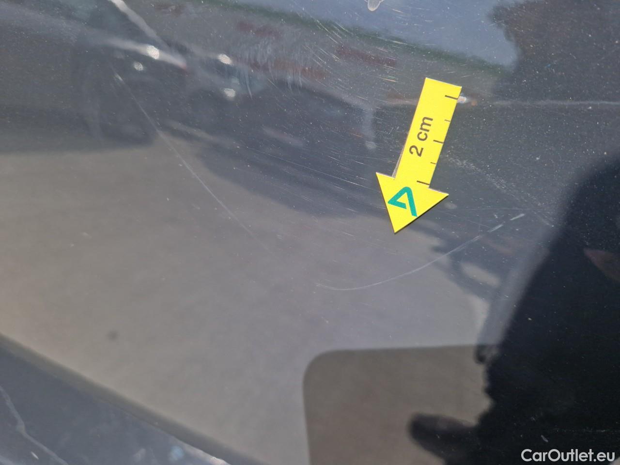  Volkswagen  Golf  Life 1.0 TSI #35