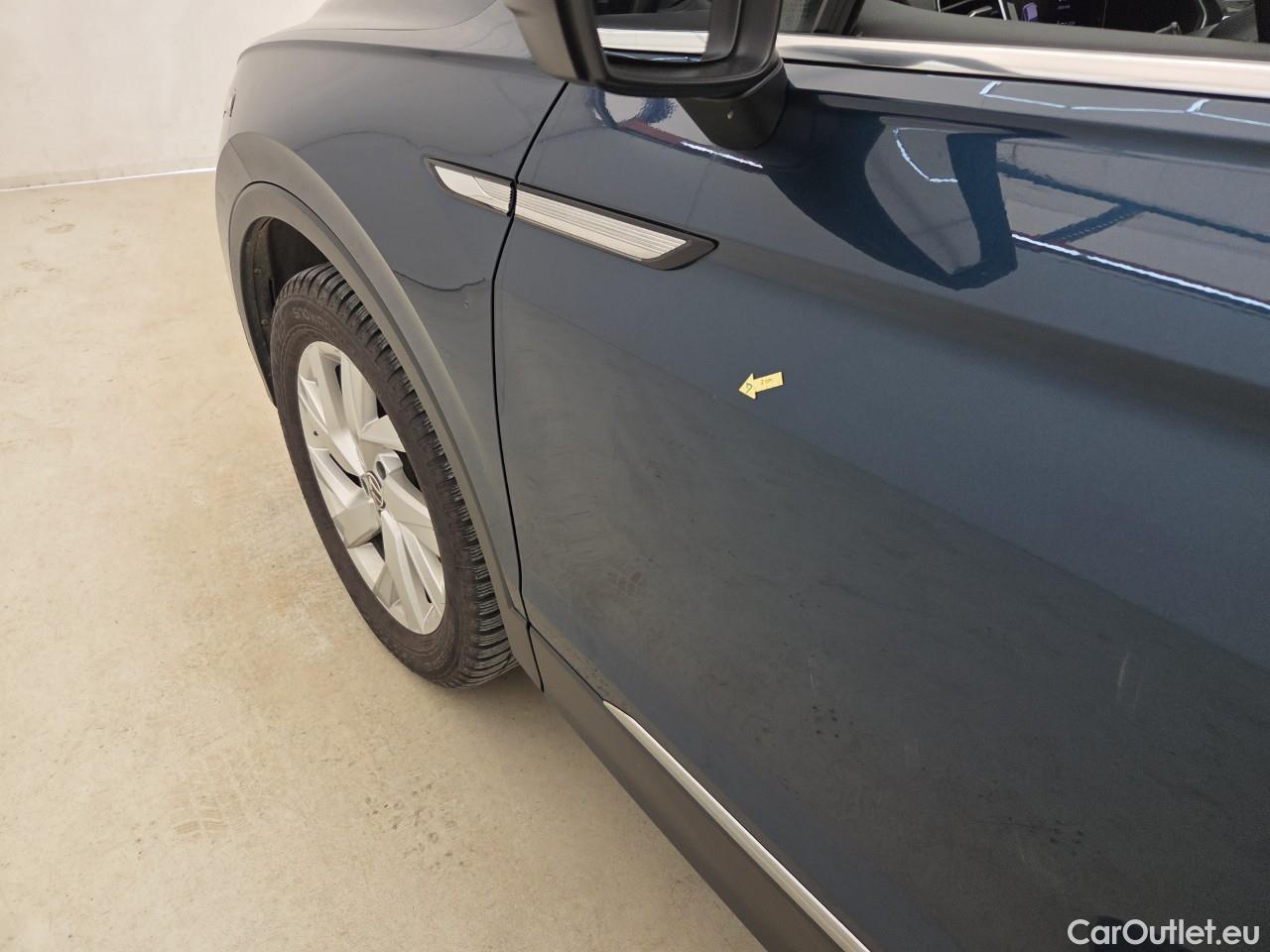  Volkswagen  Tiguan Elegance 2,0 TDI DSG 4Mot #2