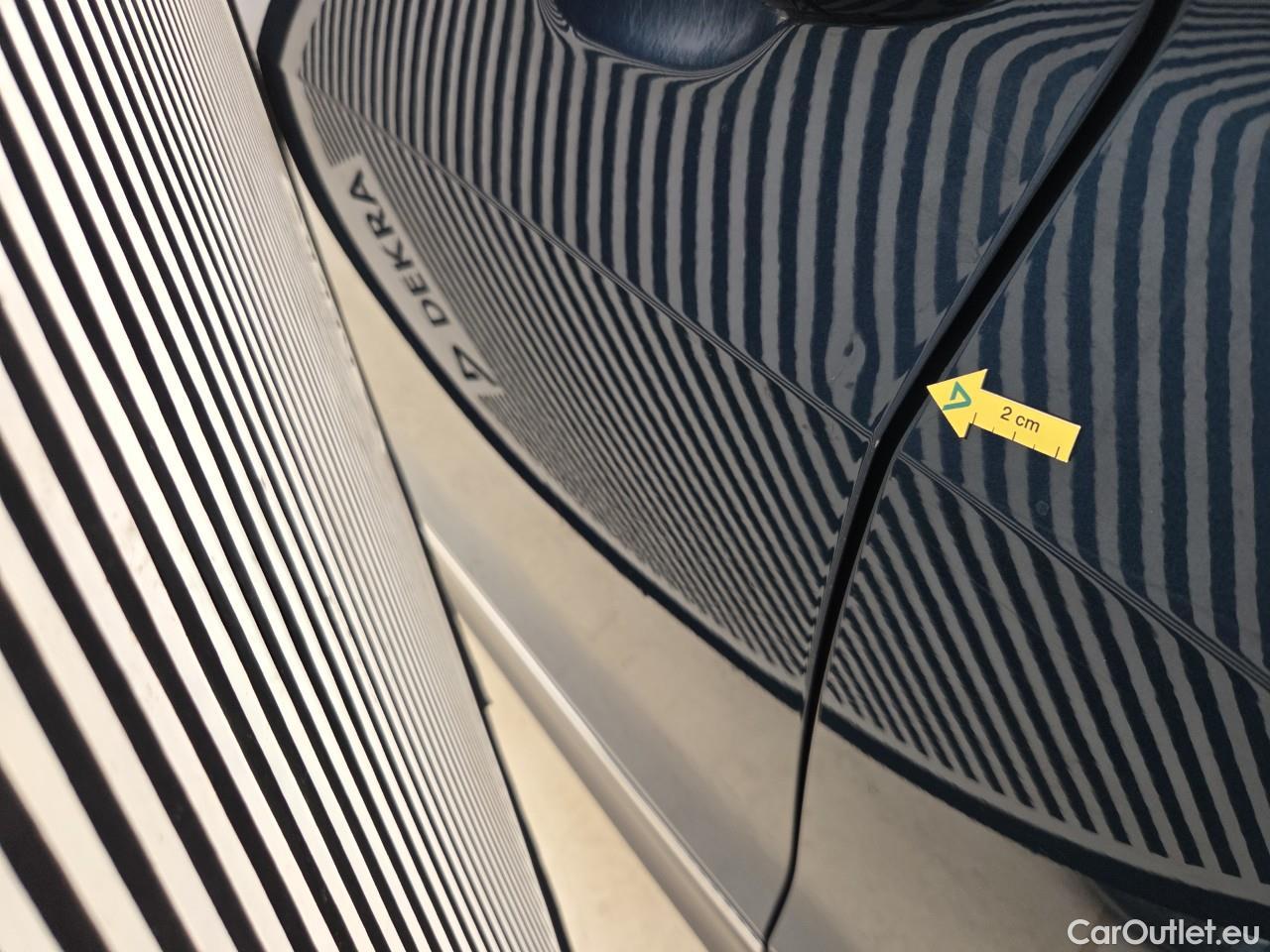  Volkswagen  Tiguan Elegance 2,0 TDI DSG 4Mot #1