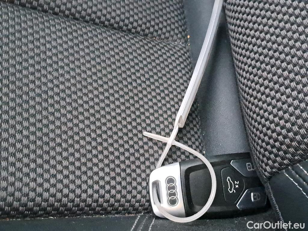  Audi  A5 Sportback AUDI A5 / 2019 / 5P / berlina con portón S Line 40 TFSI 150kW S tronic Sportback #2