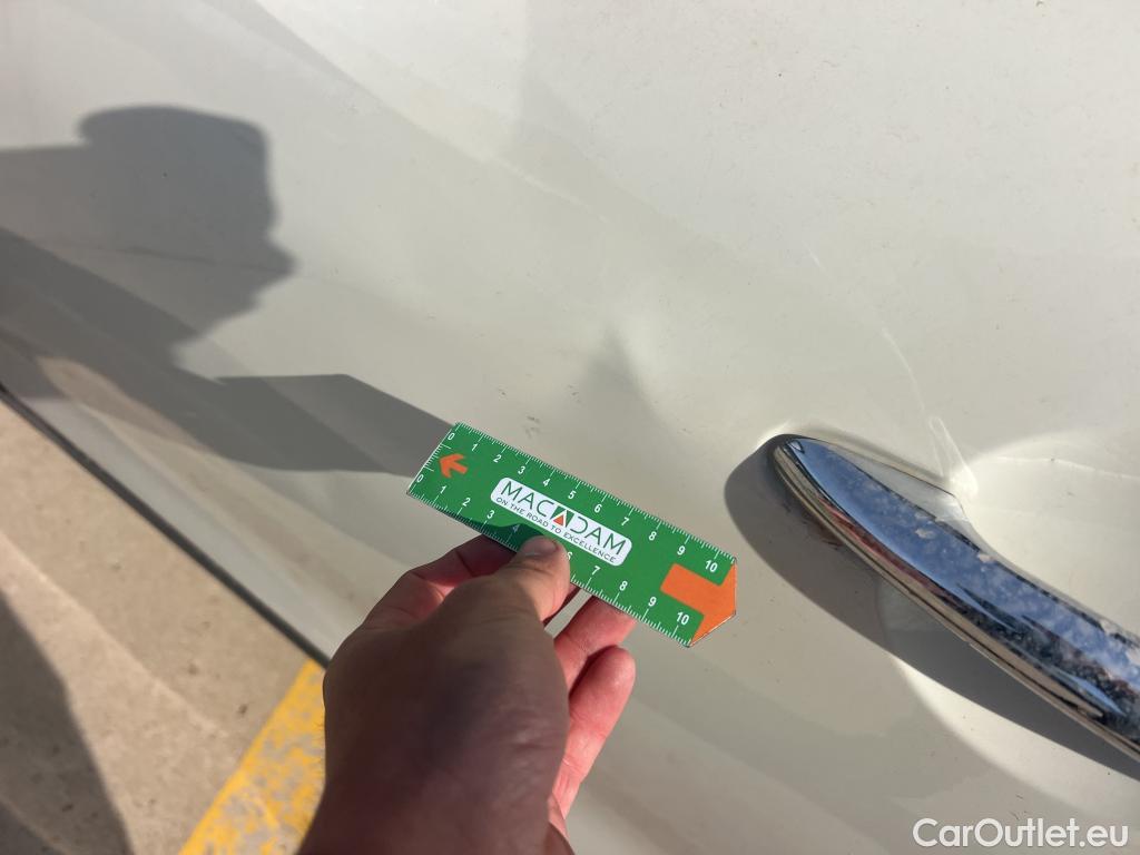  Mini  Cooper MINI MINI / 2014 / 5P / berlina con portón ONE 5 PUERTAS (CX) #6