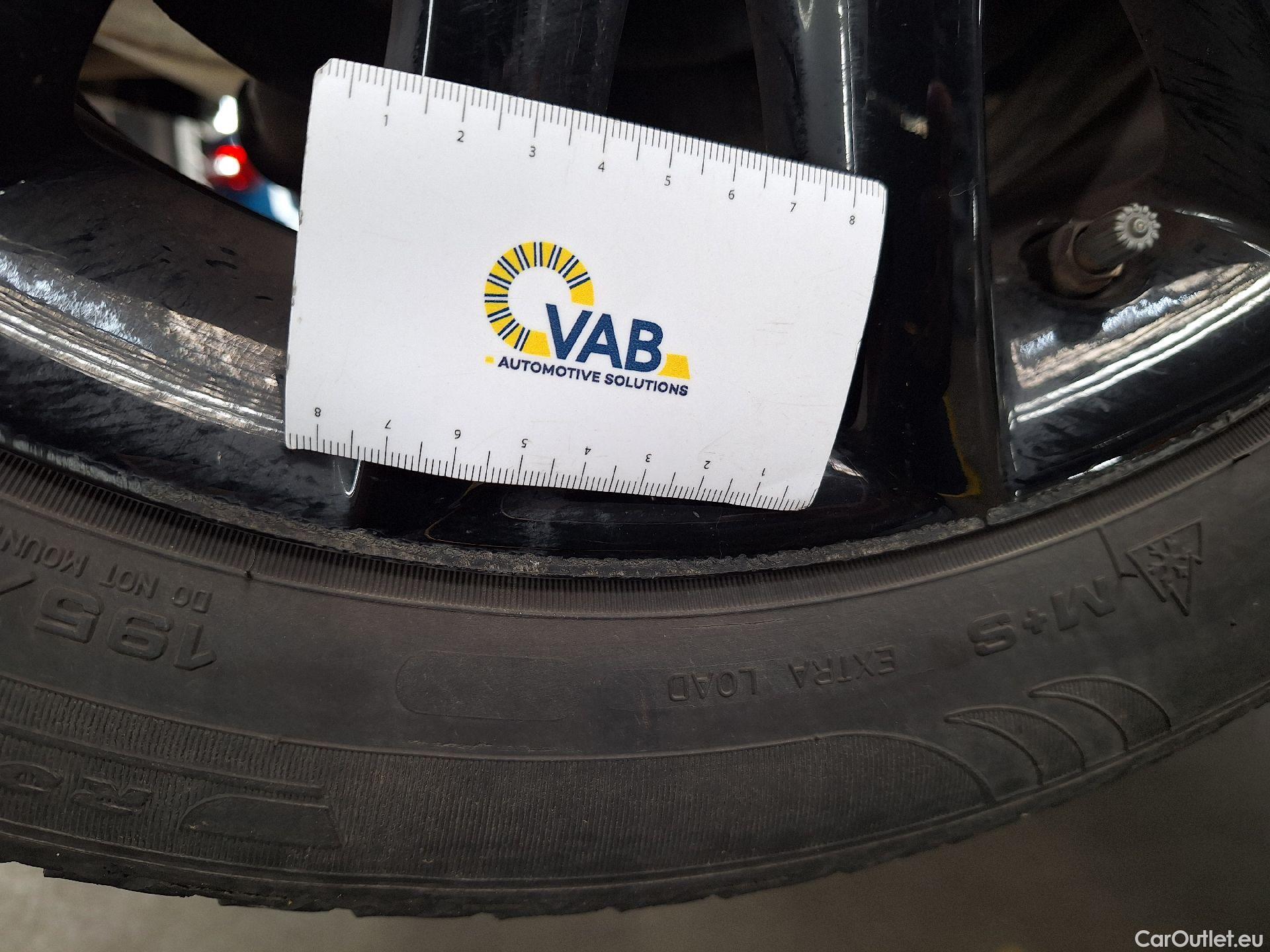  Mini  Cooper MINI, Mini 5d '14, Mini 5 door  (100 kW) 5d #43