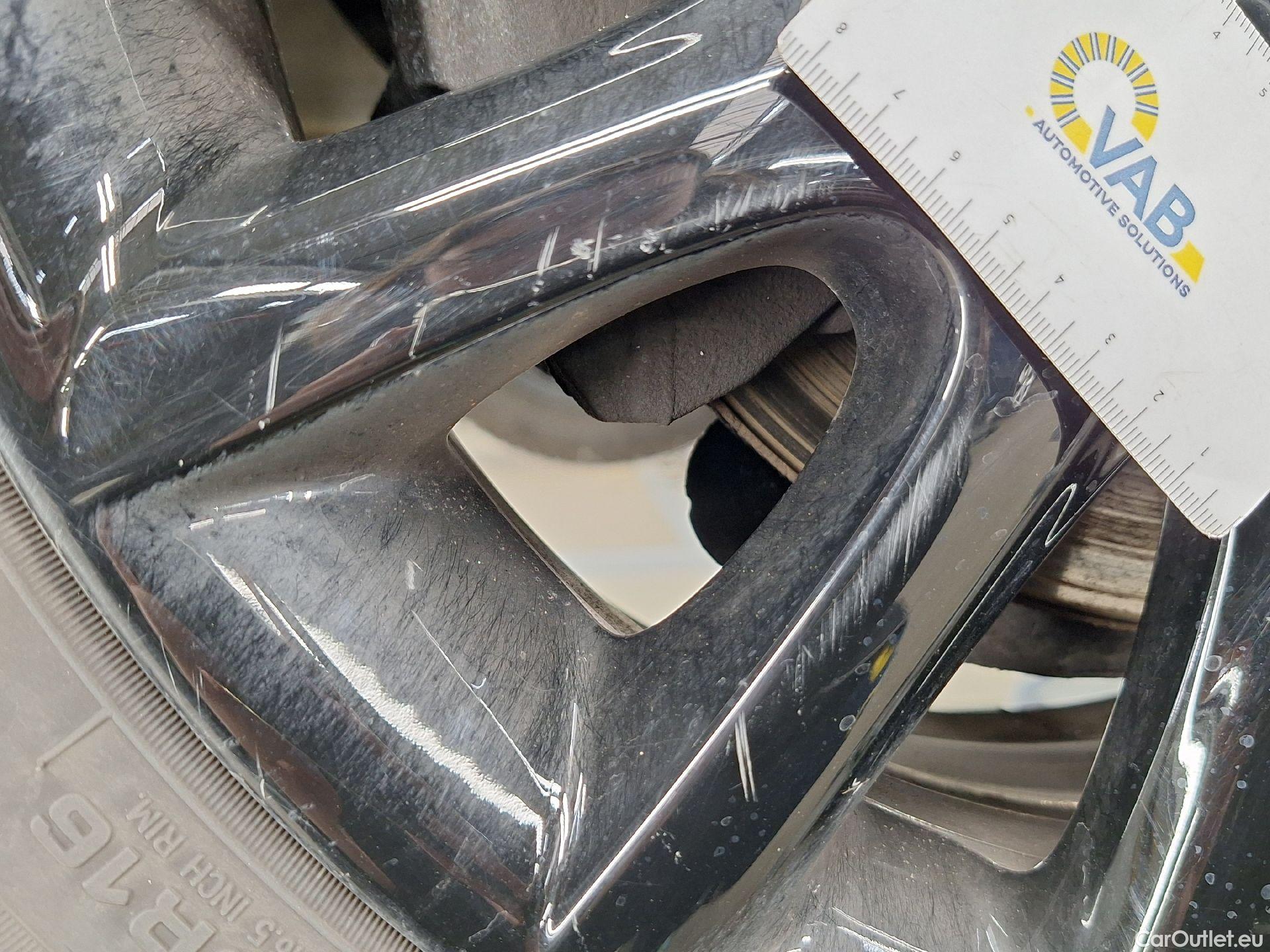  Mini  Cooper MINI, Mini 5d '14, Mini 5 door  (100 kW) 5d #9