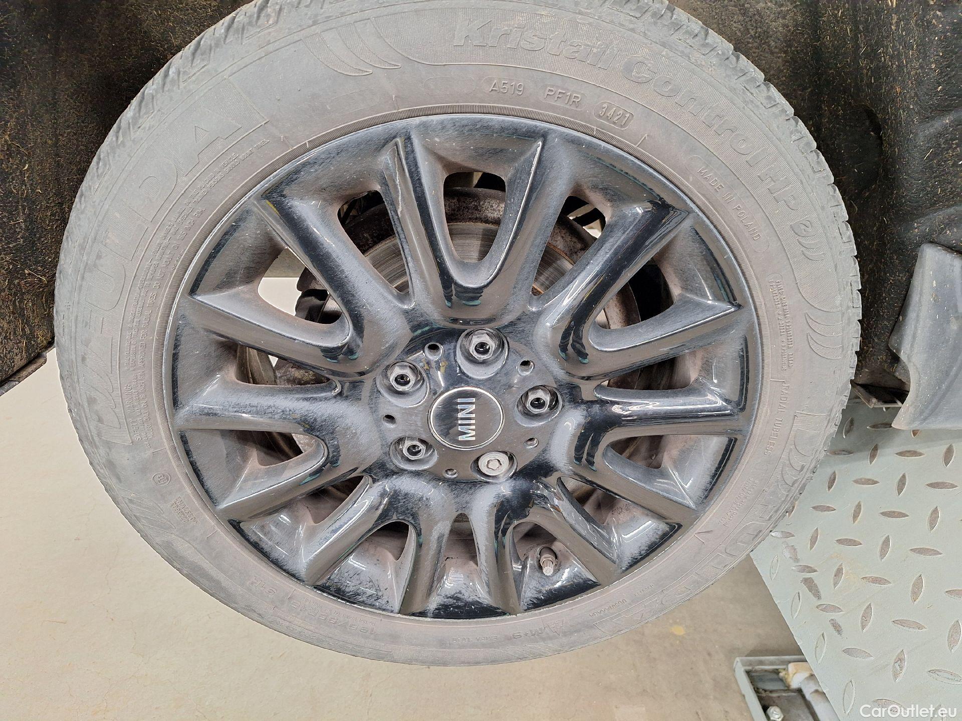  Mini  Cooper MINI, Mini 5d '14, Mini 5 door  (100 kW) 5d #42