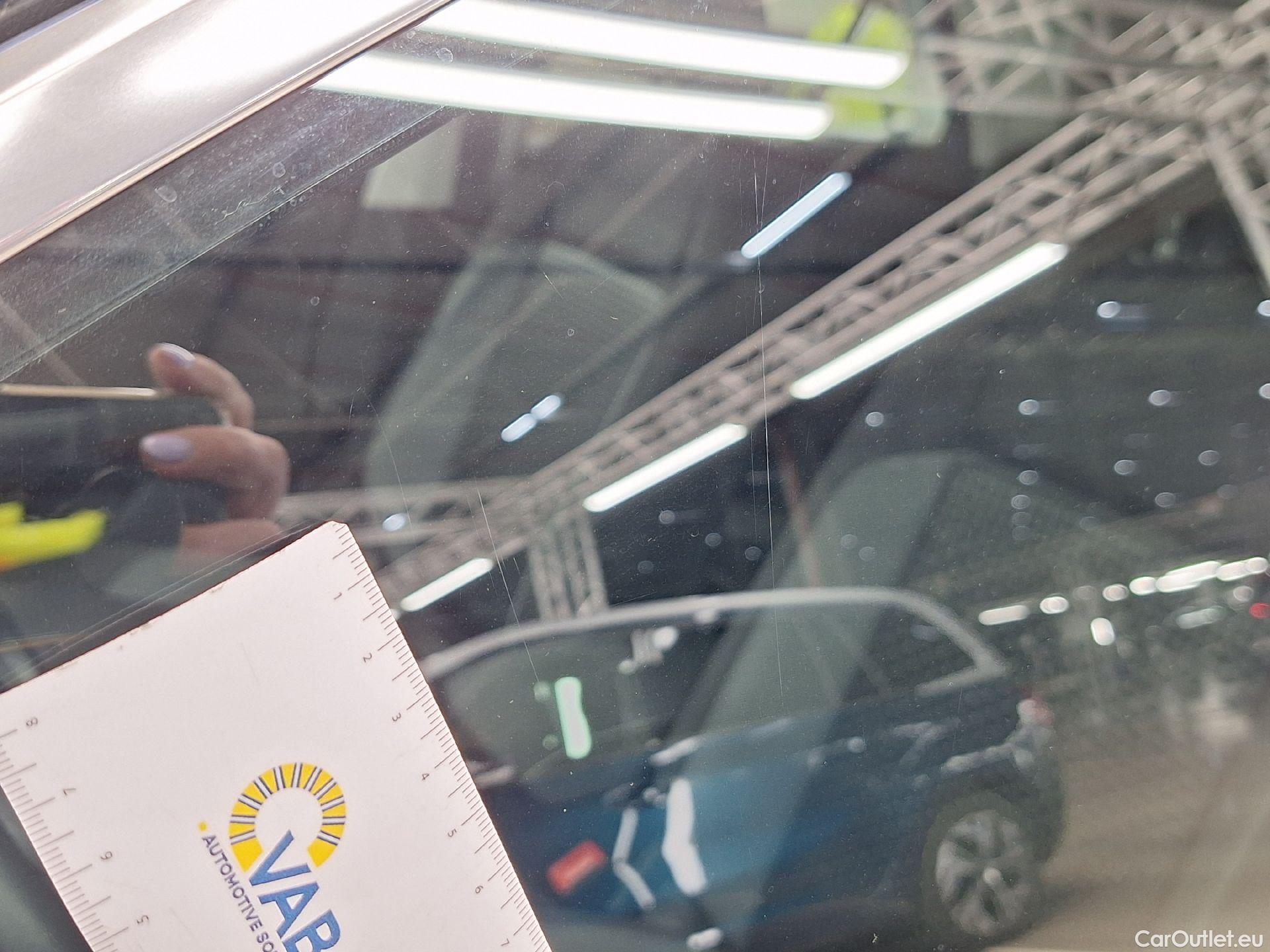  Volkswagen  T-ROC VW,  '17, Volkswagen  2.0 TDI Active DSG 5d #42