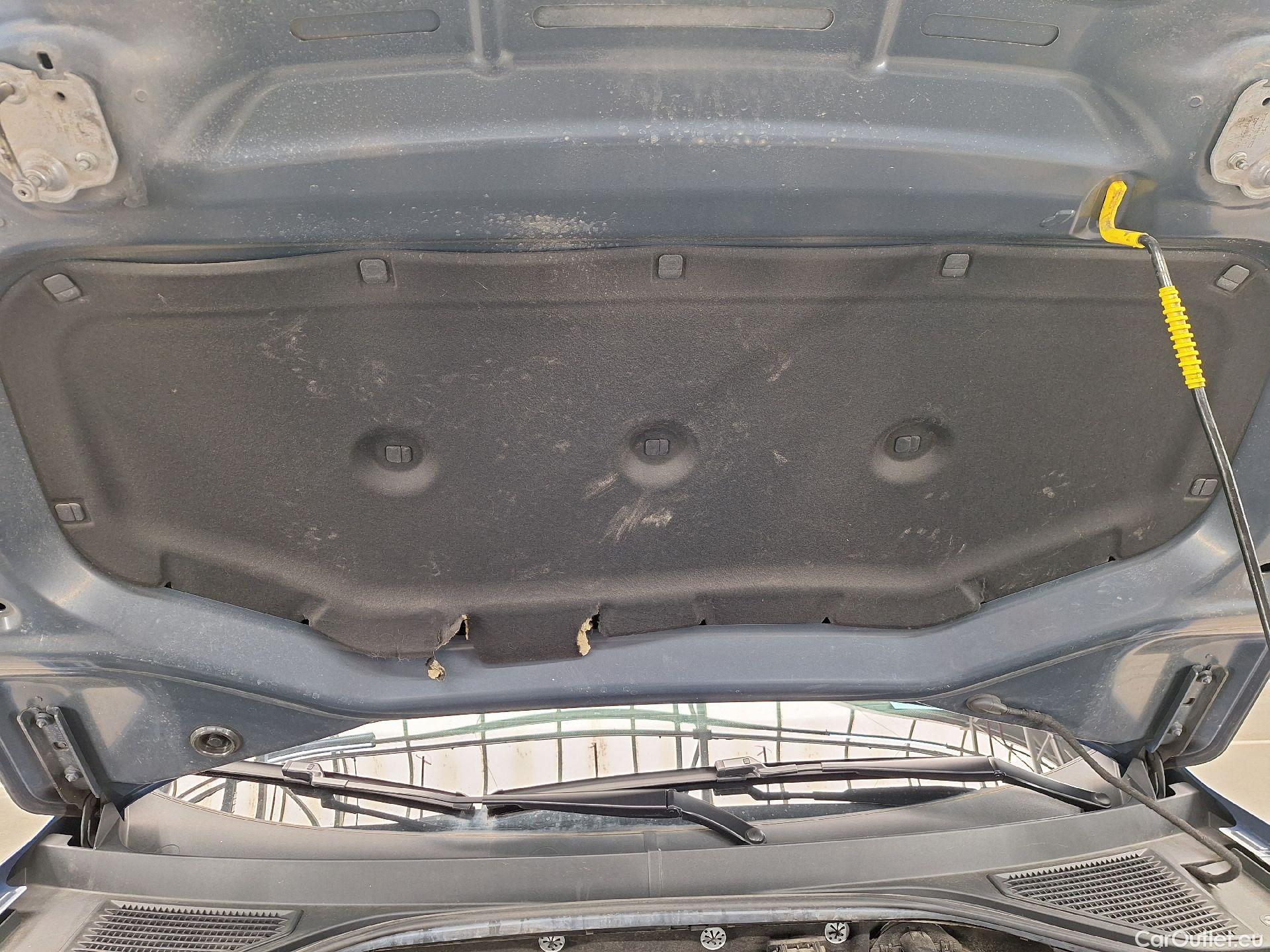  Volkswagen  T-ROC VW,  '17, Volkswagen  2.0 TDI Active DSG 5d #1