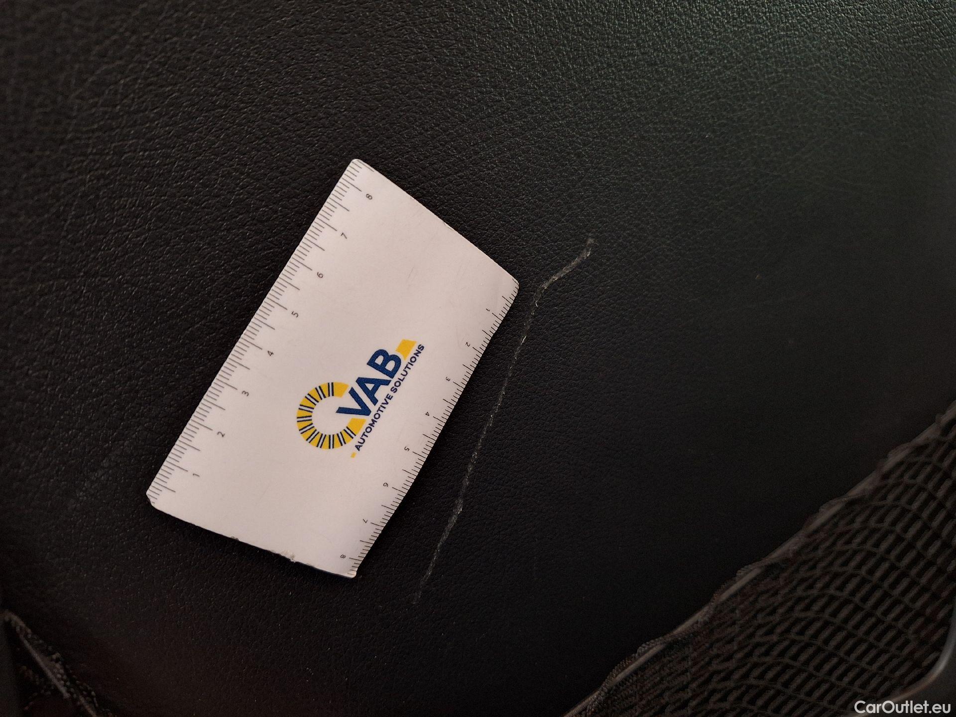  Mercedes  GLA Mercedes,  '20, Mercedes-Benz   180 d Business Solution 5d #15