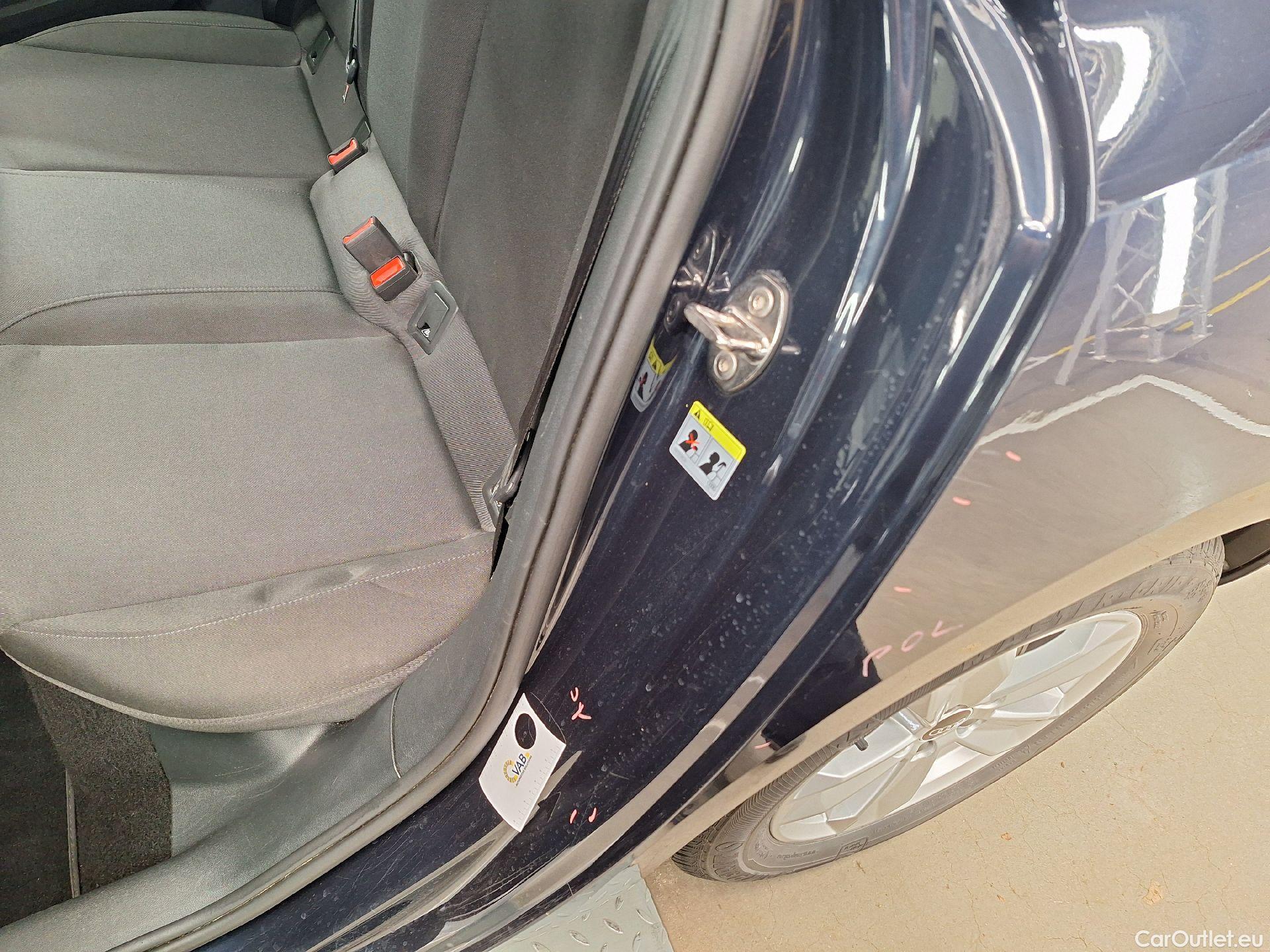  Audi  A1 Sportback Audi, A1 SB '18, Audi  1.0 25 TFSI 70kW 5d #11