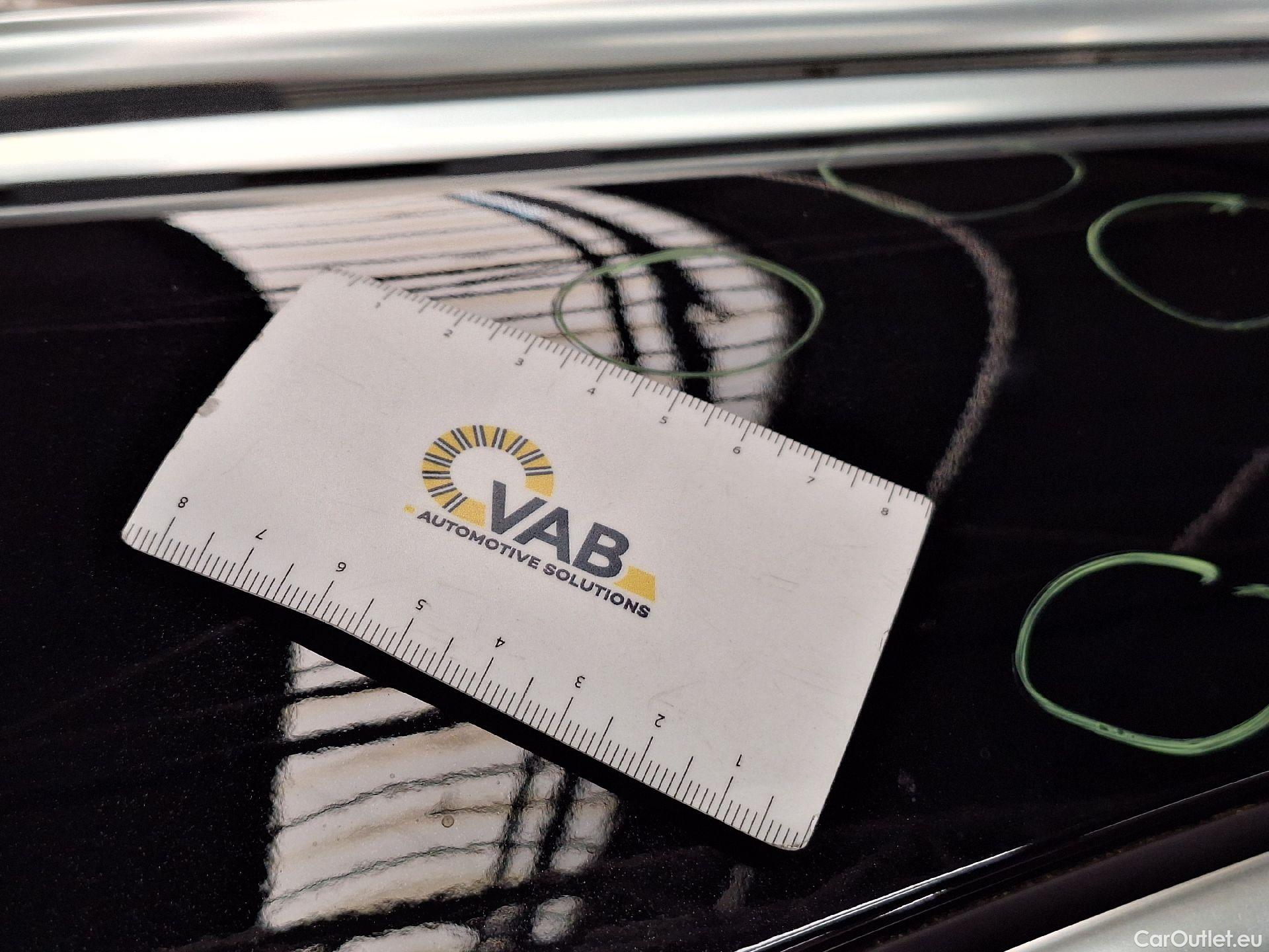  Mercedes  GLA Mercedes,  '20, Mercedes-Benz   180 d Business Solution 5d #42