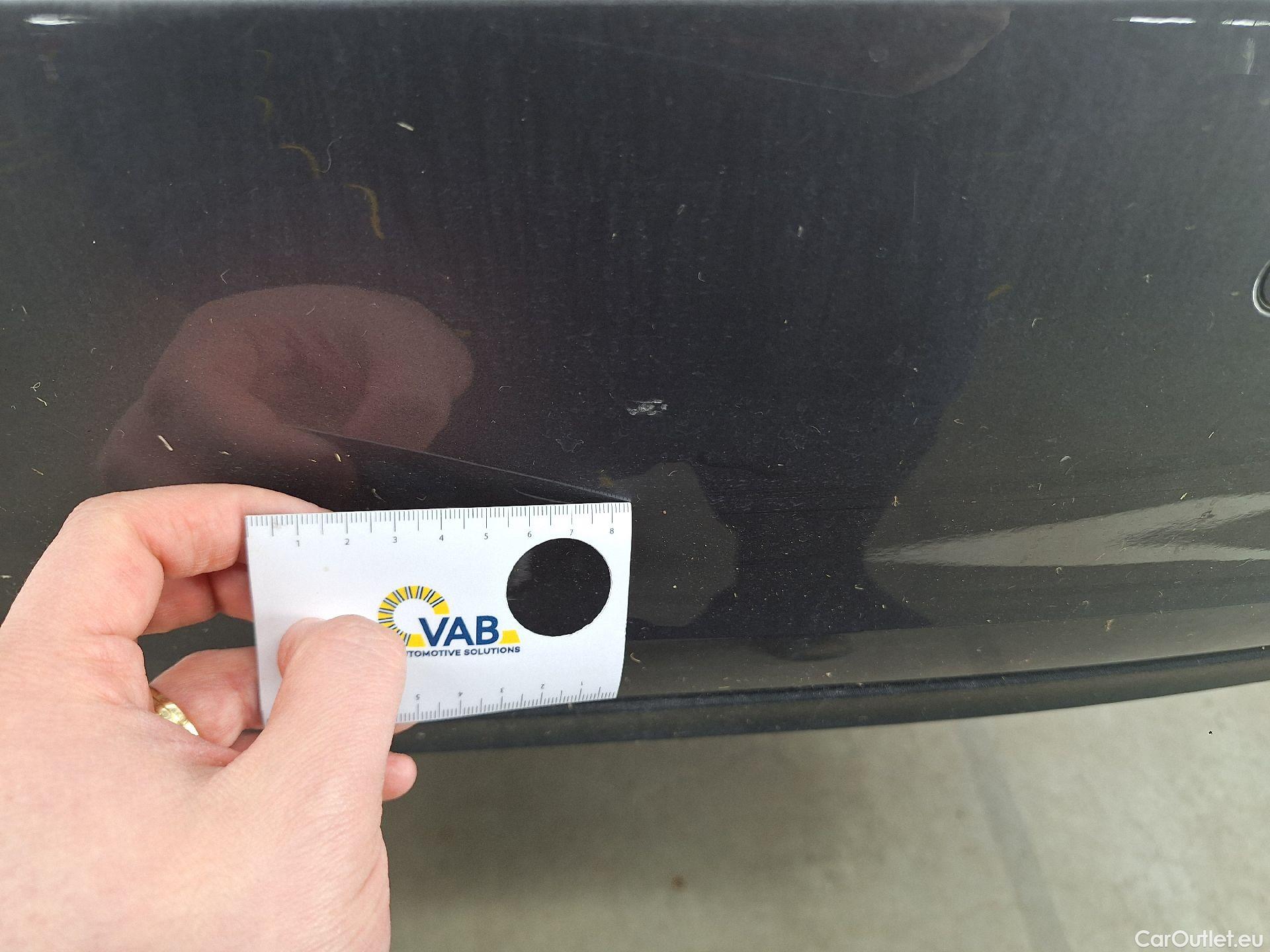  Mercedes  A-Klasse Mercedes, A-Class '18 PHEV, Mercedes-Benz  A 250 e Business Line 5d #30