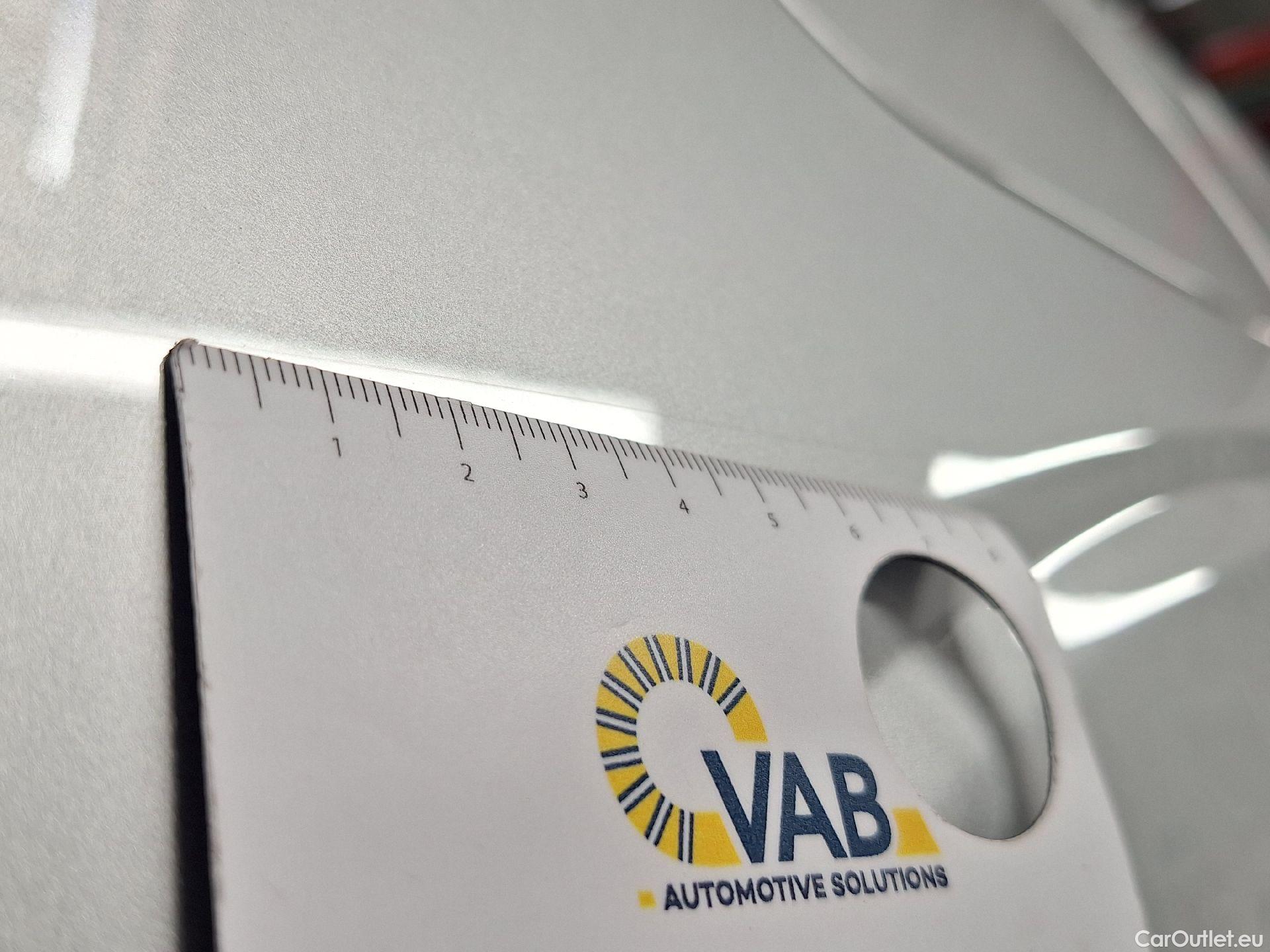  Volvo  XC60 Volvo,  '17, Volvo  D4 120kW Geartronic Momentum Pro 5d #51