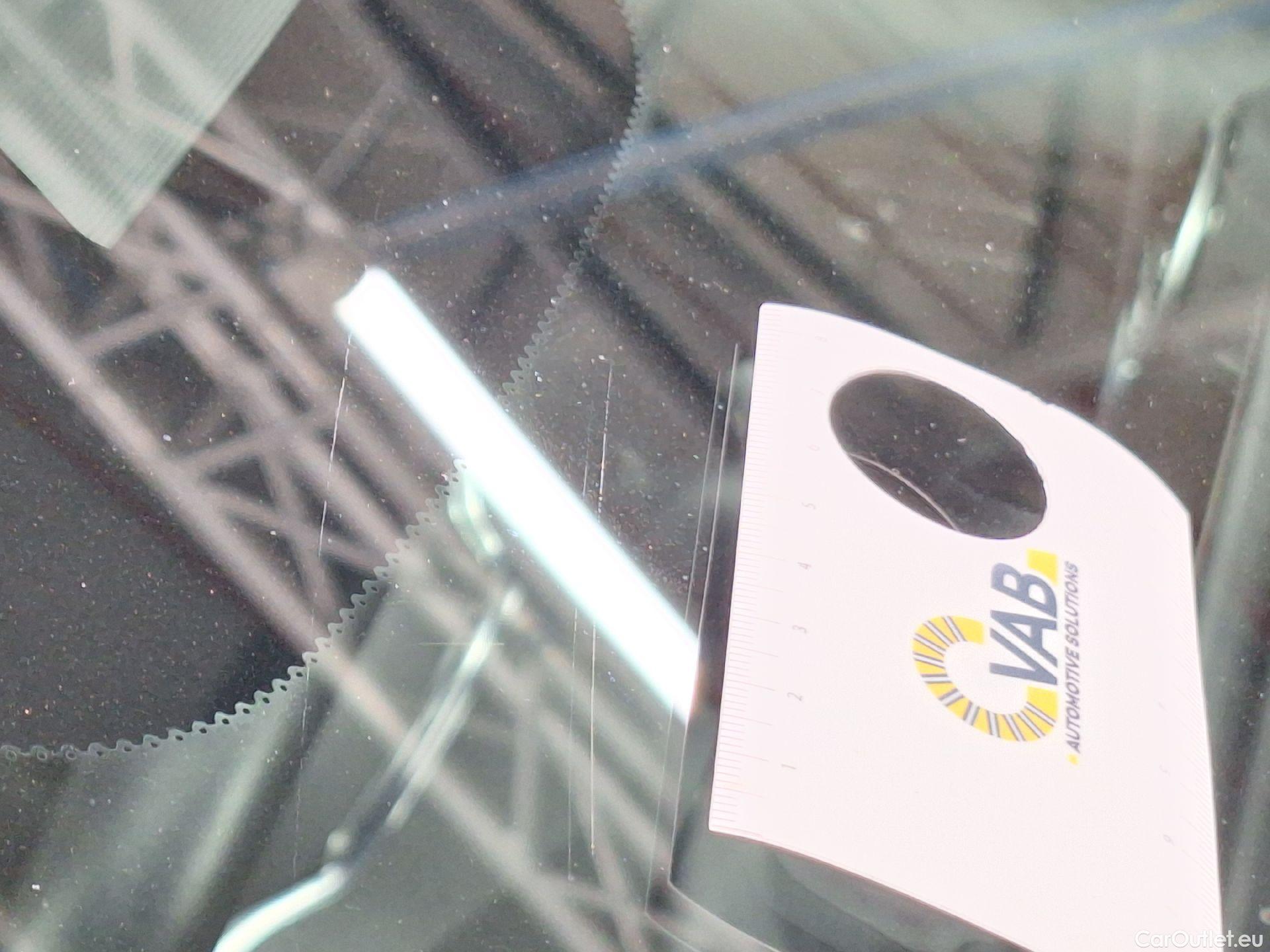  Mercedes  A-Klasse Mercedes, A-Class '18 PHEV, Mercedes-Benz  A 250 e Business Line 5d #5