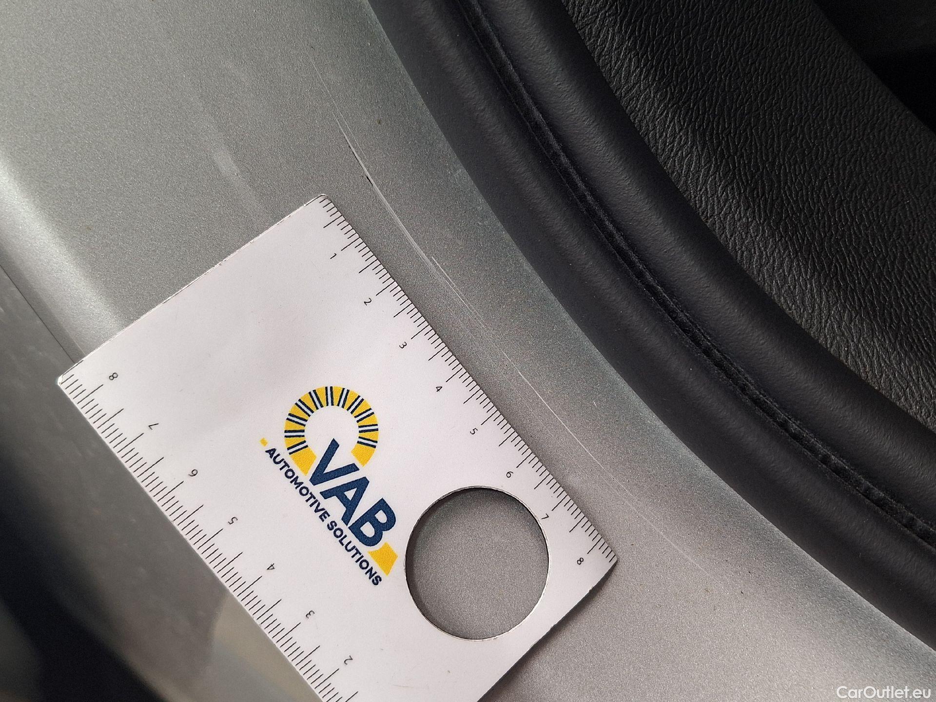  Volvo  XC60 Volvo,  '17, Volvo  D4 120kW Geartronic Momentum Pro 5d #66