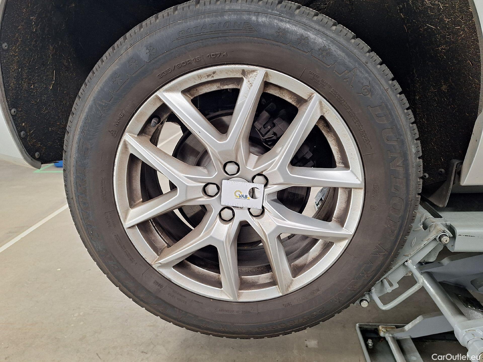  Volvo  XC60 Volvo,  '17, Volvo  D4 120kW Geartronic Momentum Pro 5d #63