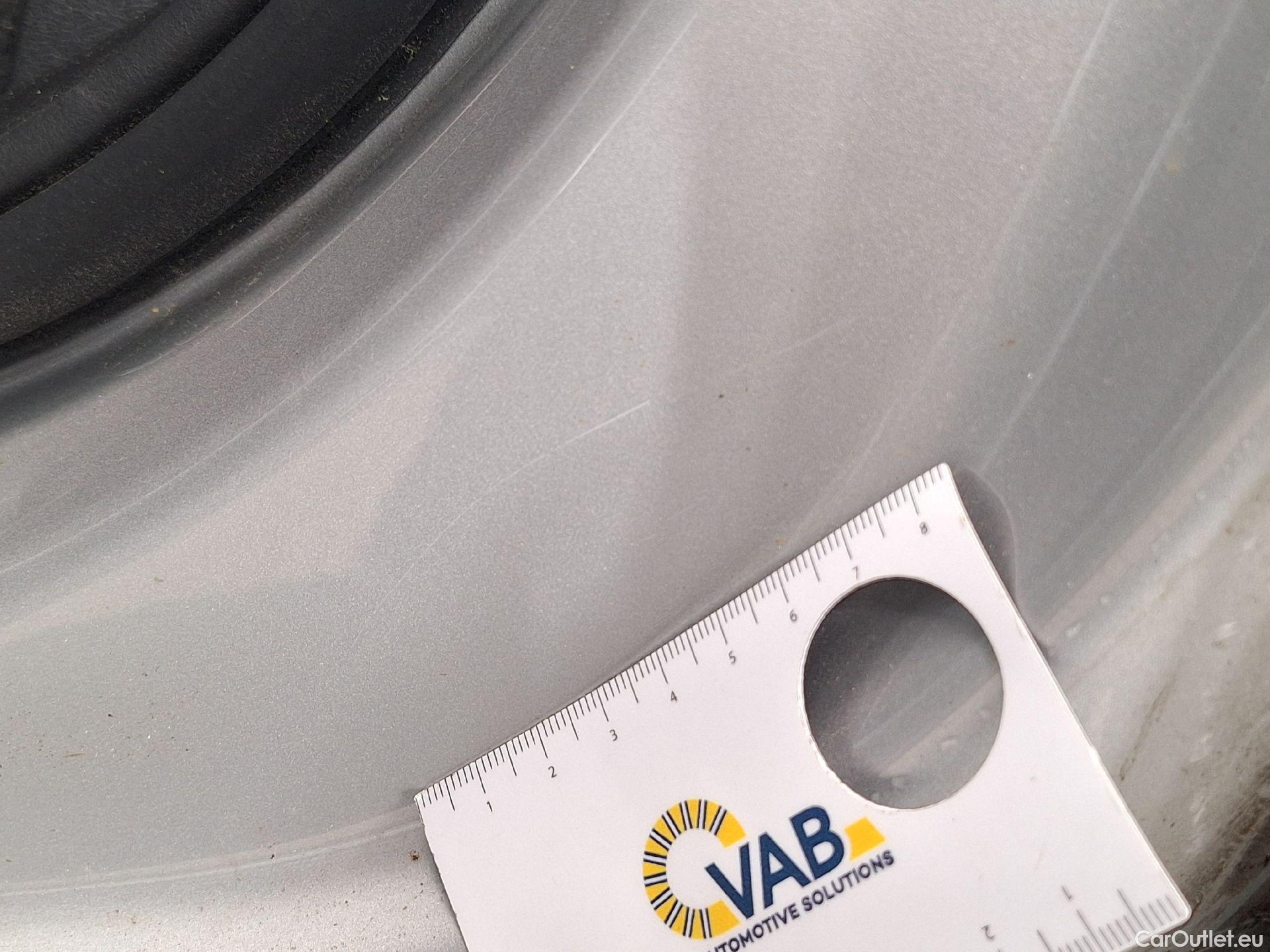  Volvo  XC60 Volvo,  '17, Volvo  D4 120kW Geartronic Momentum Pro 5d #24