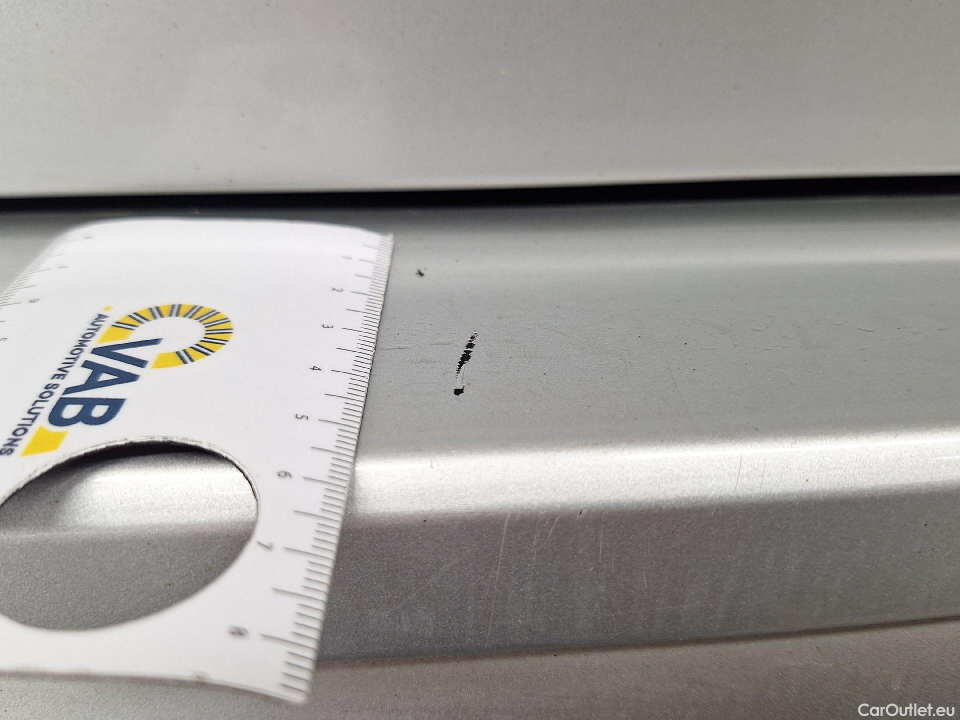  Volvo  XC60 Volvo,  '17, Volvo  D4 120kW Geartronic Momentum Pro 5d #40