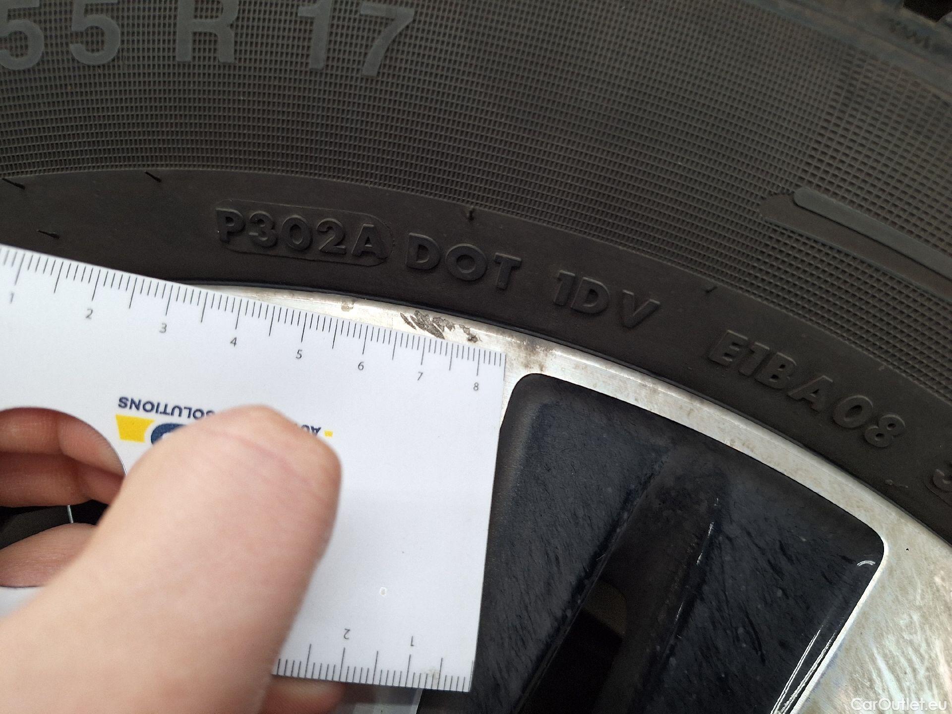  Mercedes  A-Klasse Mercedes, A-Class '18 PHEV, Mercedes-Benz  A 250 e Business Line 5d #46