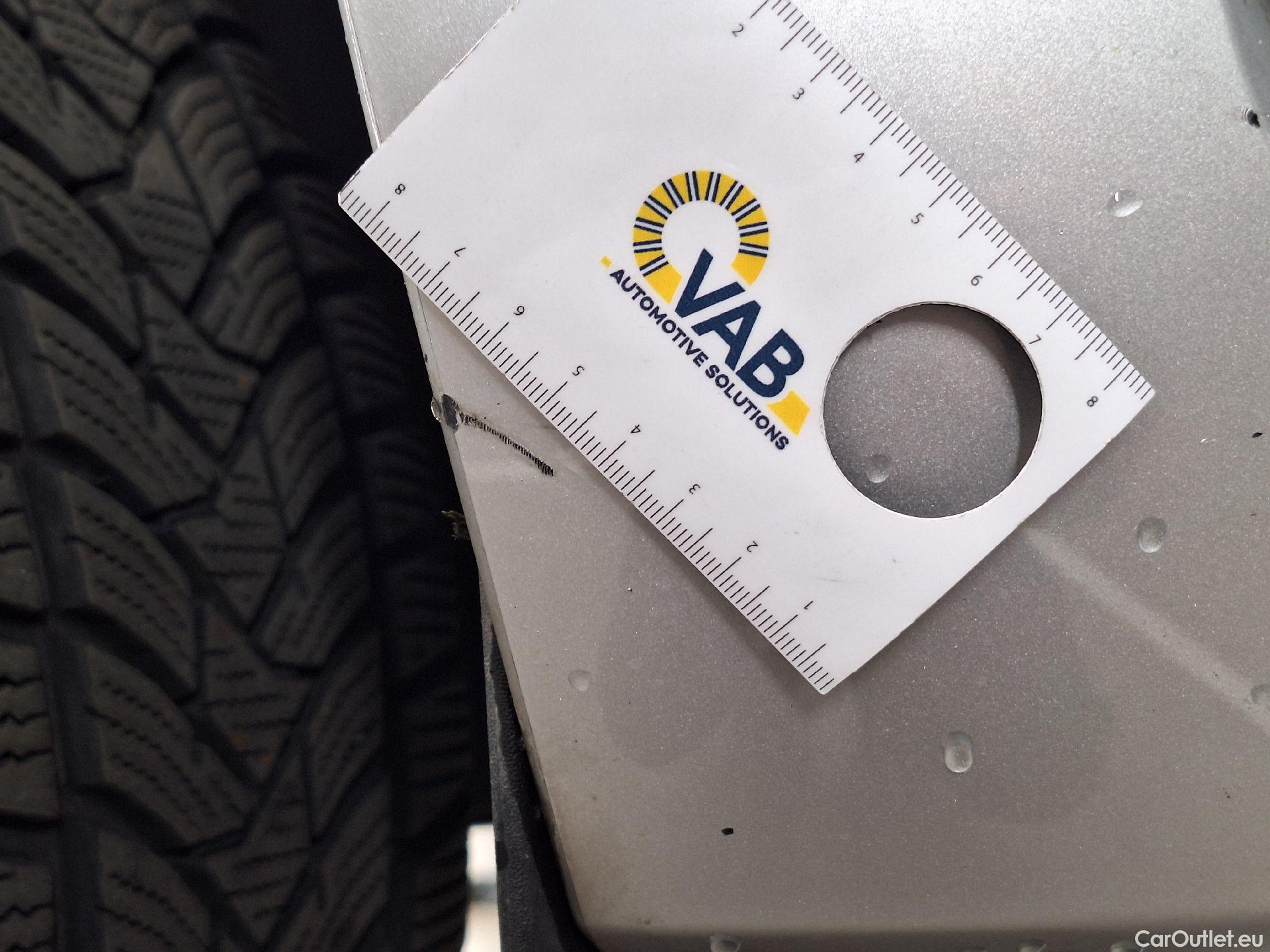  Volvo  XC60 Volvo,  '17, Volvo  D4 120kW Geartronic Momentum Pro 5d #15