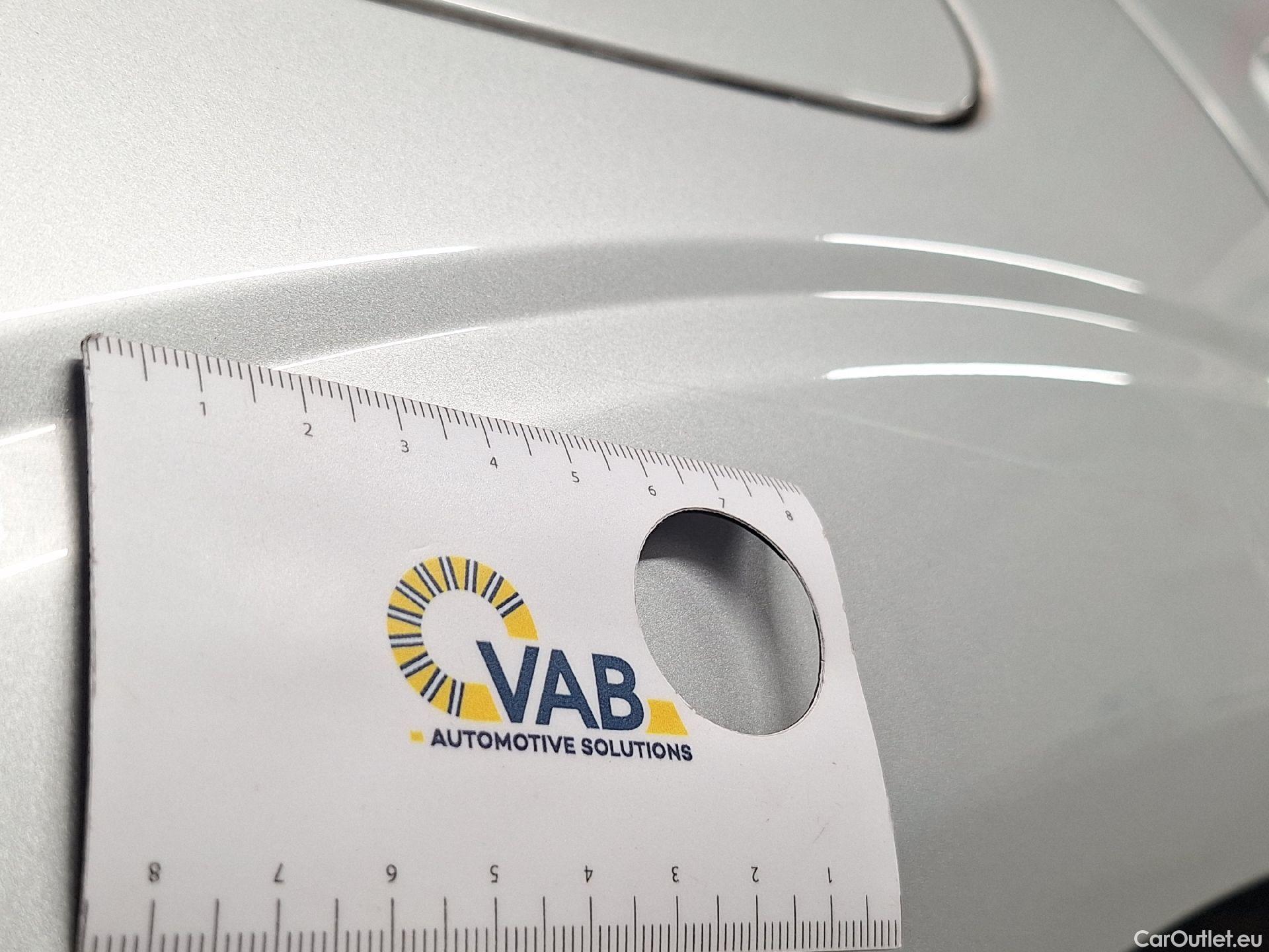  Volvo  XC60 Volvo,  '17, Volvo  D4 120kW Geartronic Momentum Pro 5d #50