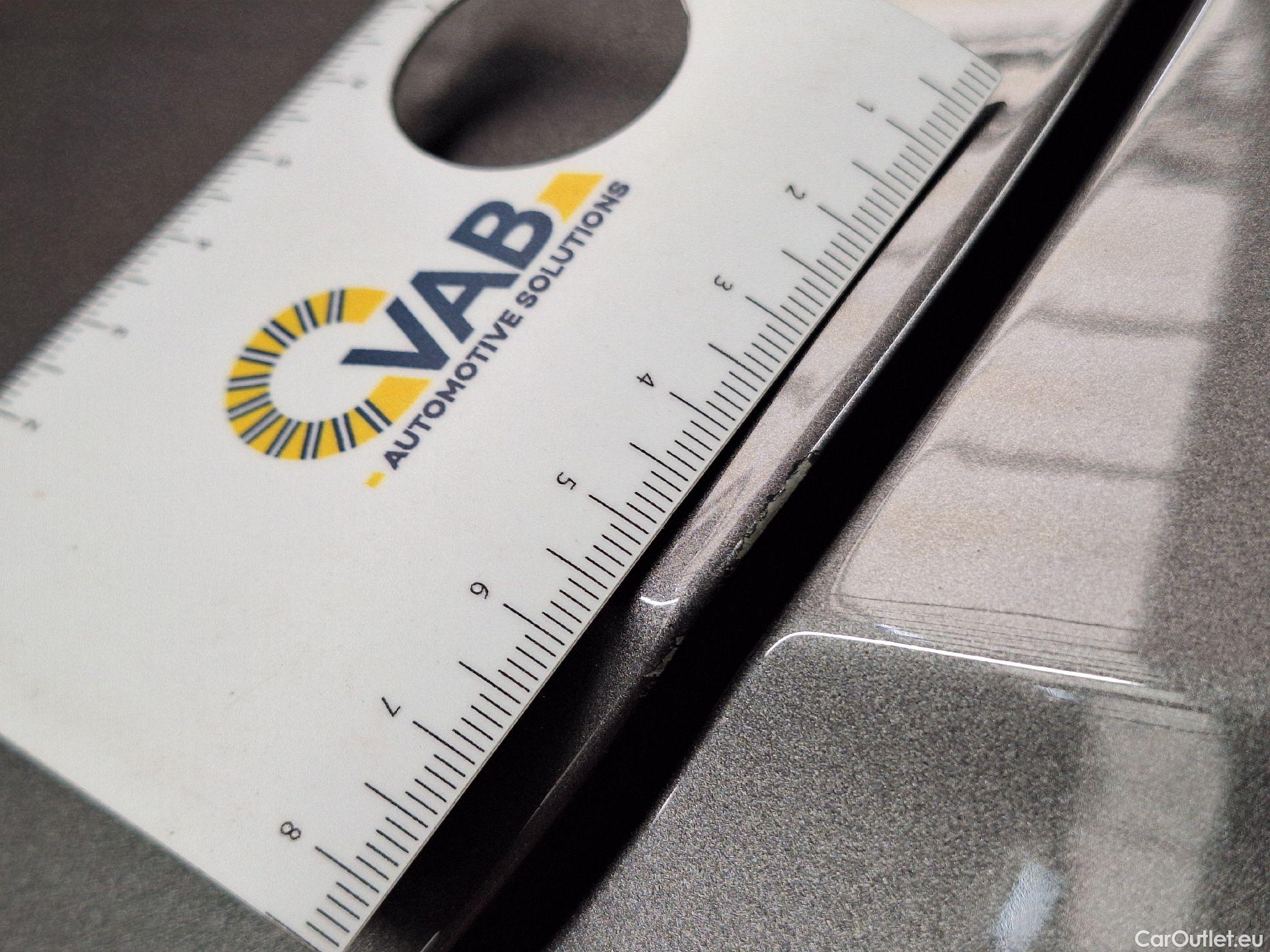  Mercedes  A-Klasse Mercedes, A-Class '18 PHEV, Mercedes-Benz  A 250 e Business Line 5d #24