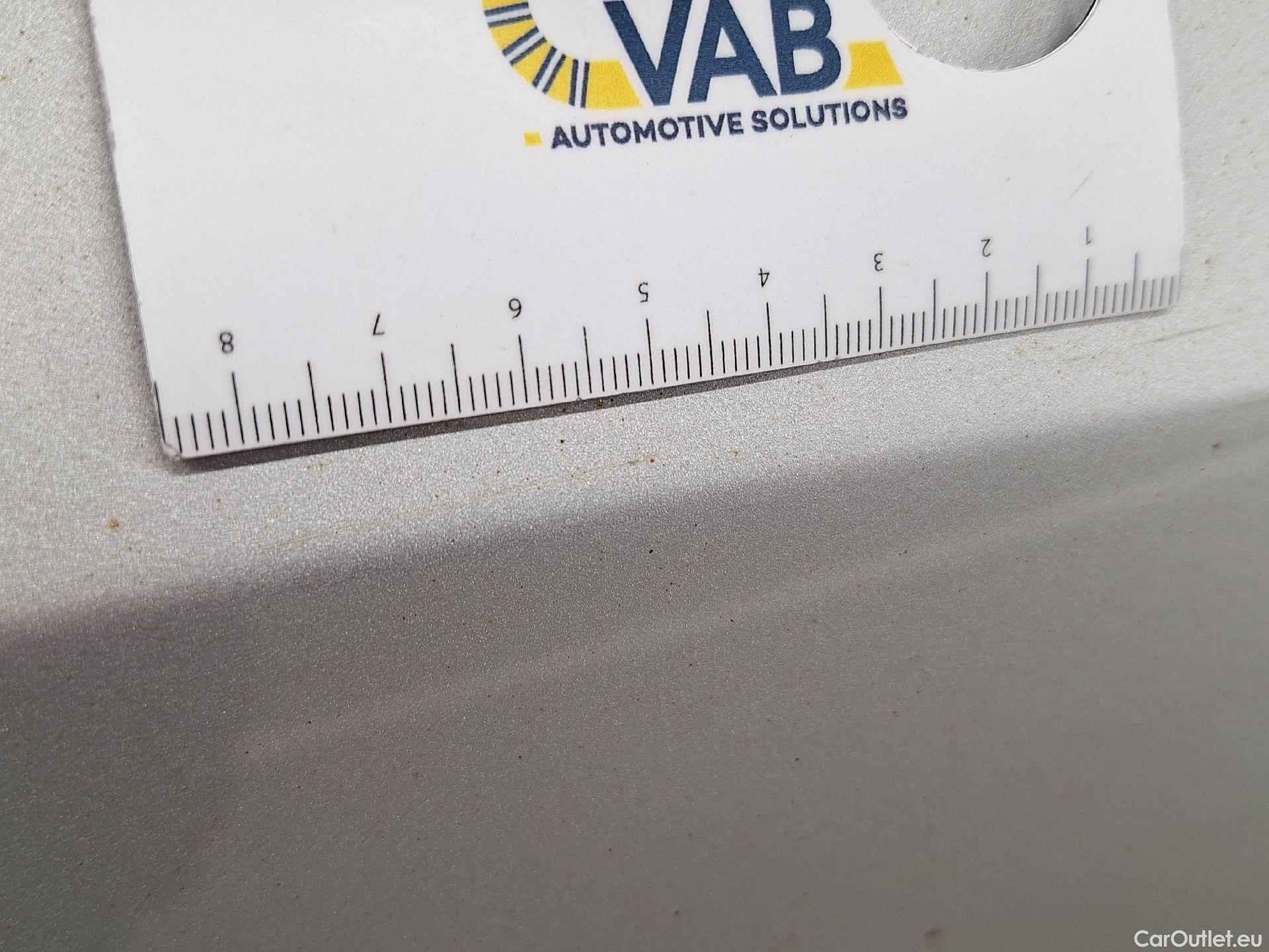  Volvo  XC60 Volvo,  '17, Volvo  D4 120kW Geartronic Momentum Pro 5d #60