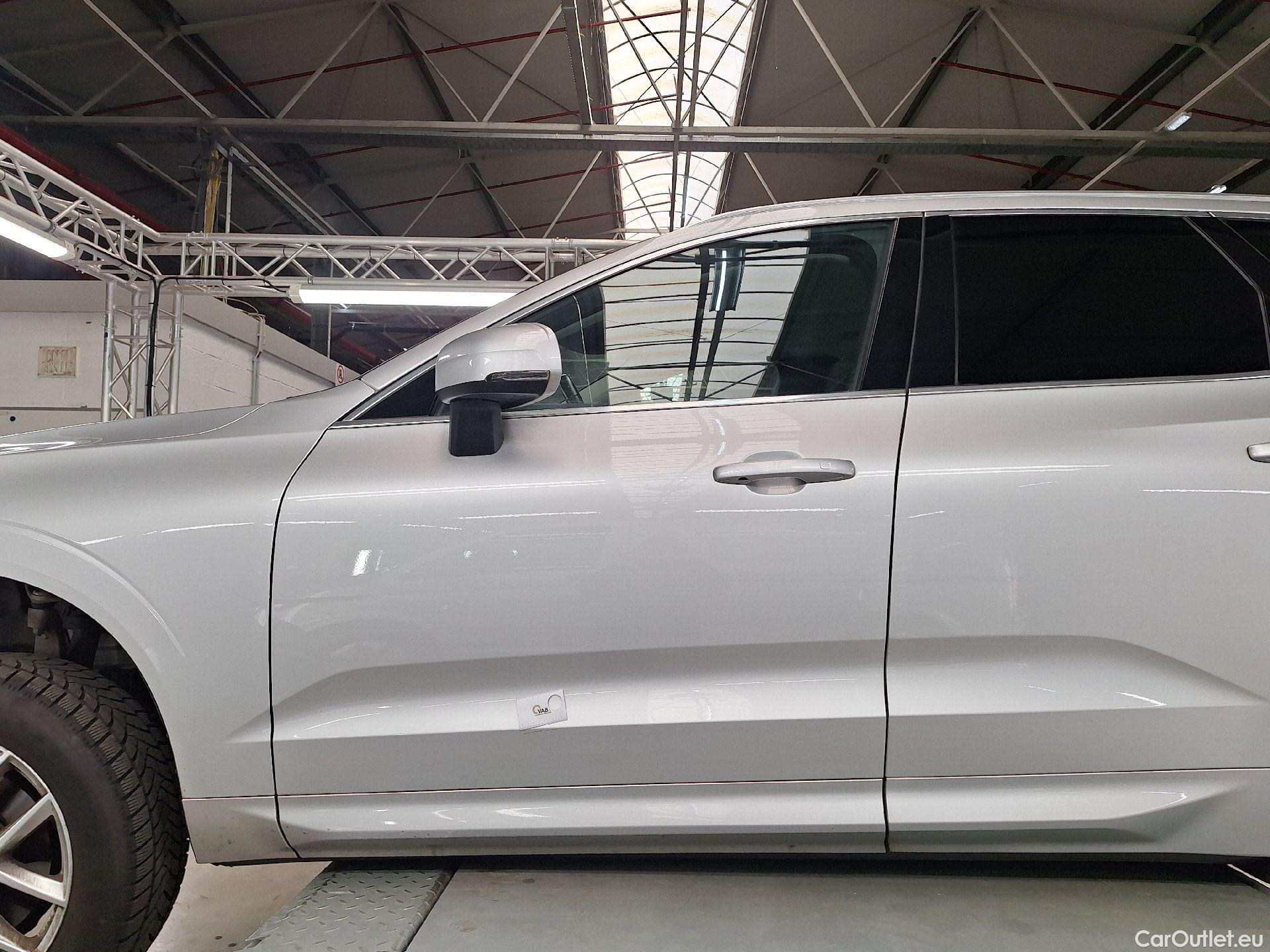  Volvo  XC60 Volvo,  '17, Volvo  D4 120kW Geartronic Momentum Pro 5d #18