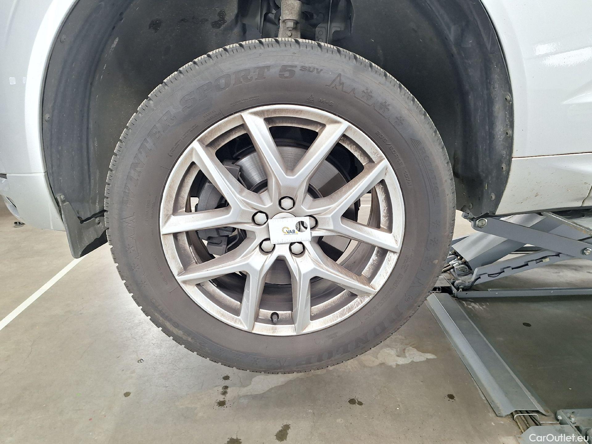  Volvo  XC60 Volvo,  '17, Volvo  D4 120kW Geartronic Momentum Pro 5d #34