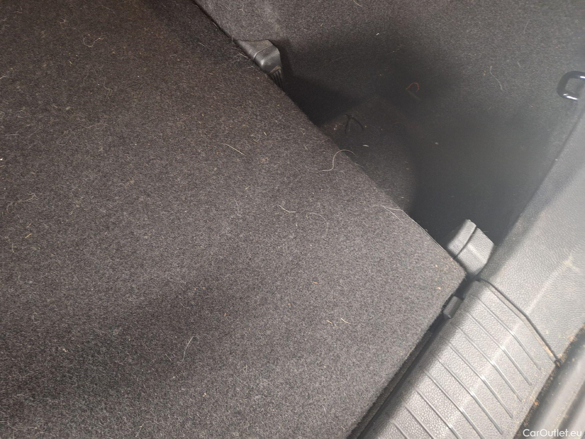  Volkswagen  Tiguan VW,  Alls FL'21, Volkswagen  Allspace 2.0 TDI DSG Life 5d #16