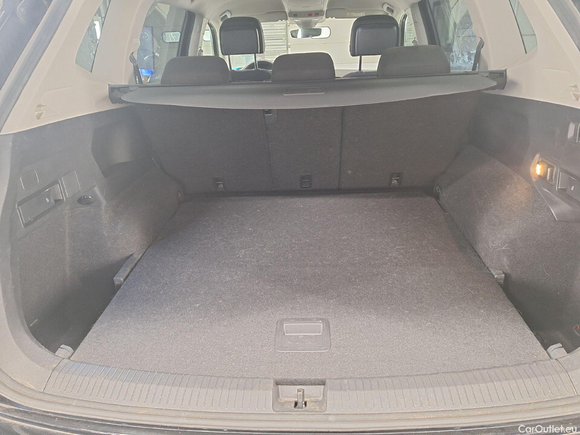  Volkswagen  Tiguan VW,  Alls FL'21, Volkswagen  Allspace 2.0 TDI DSG Life 5d #13