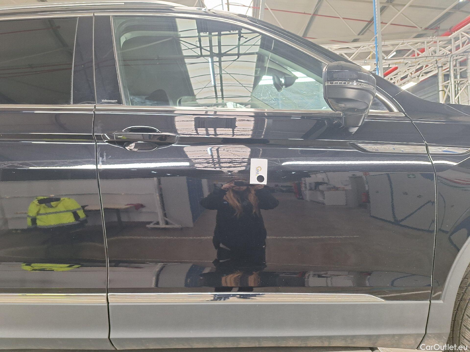  Volkswagen  Tiguan VW,  Alls FL'21, Volkswagen  Allspace 2.0 TDI DSG Life 5d #59