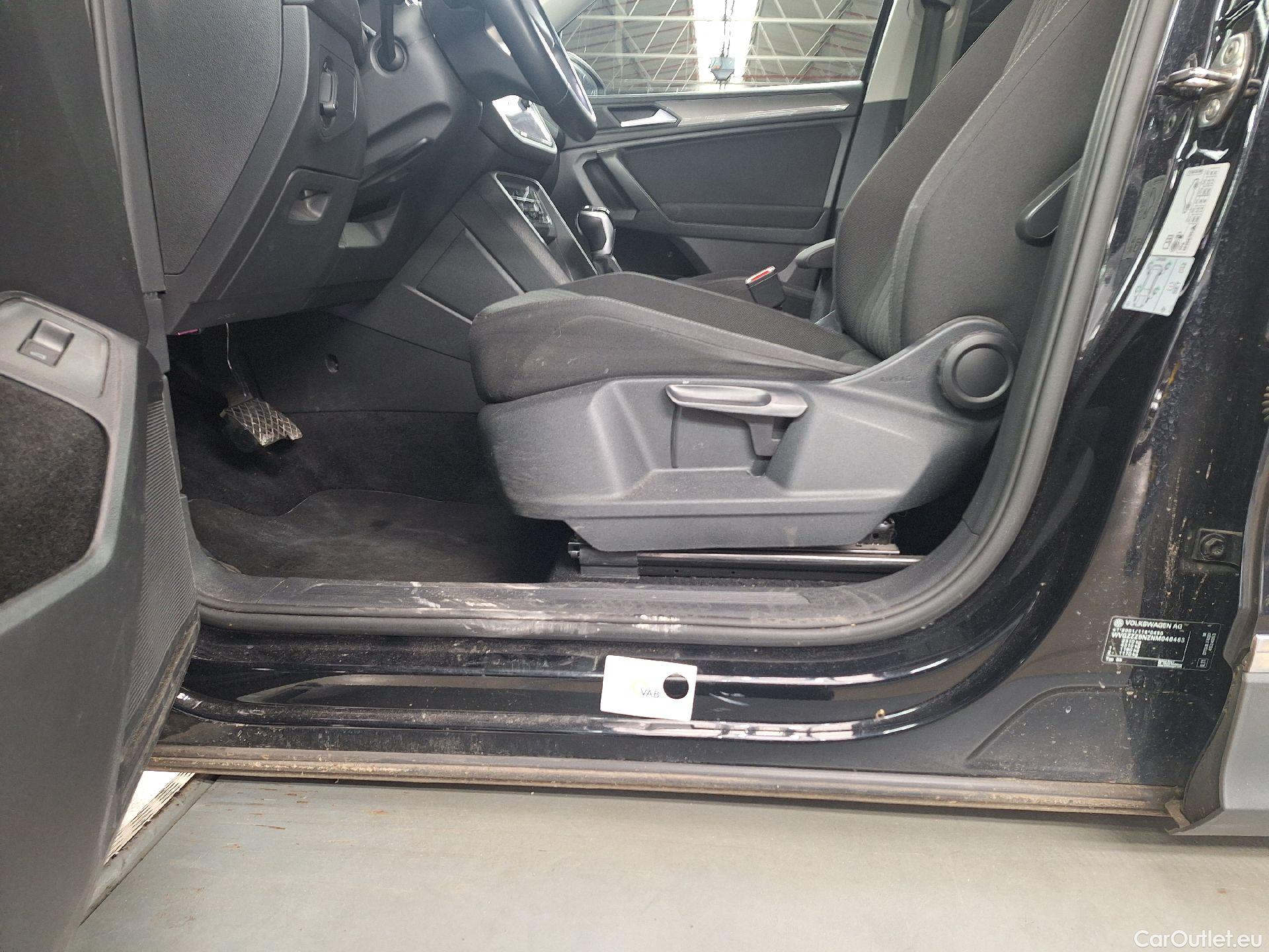  Volkswagen  Tiguan VW,  Alls FL'21, Volkswagen  Allspace 2.0 TDI DSG Life 5d #33