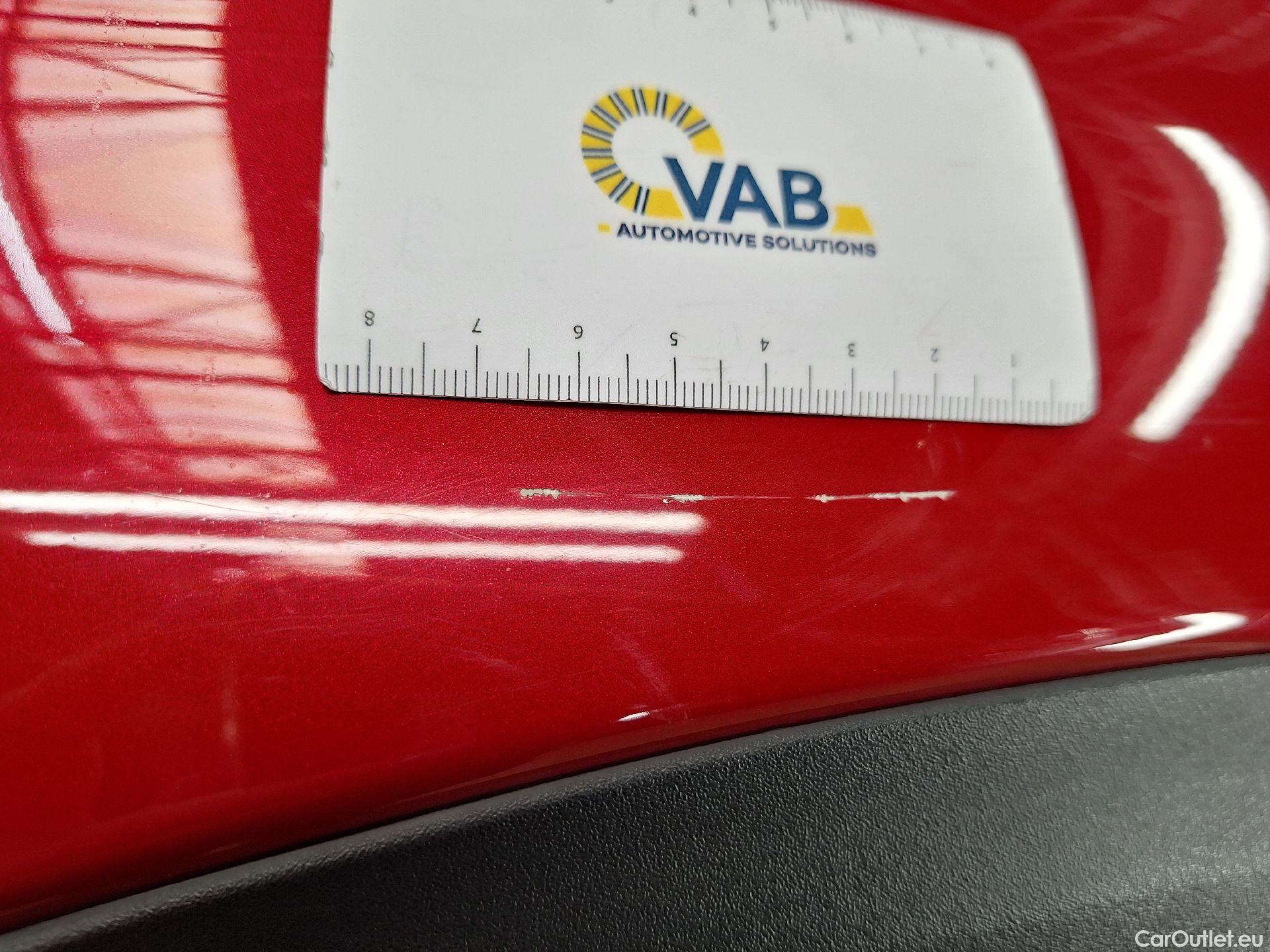  Peugeot  3008 Peugeot,  FL'20, Peugeot  1.5 BlueHDi 96kW S&S EAT8 GT 5d #30