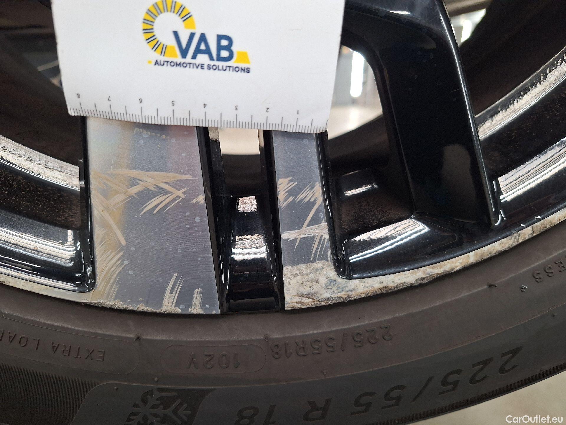  Peugeot  3008 Peugeot,  FL'20, Peugeot  1.5 BlueHDi 96kW S&S EAT8 GT 5d #35