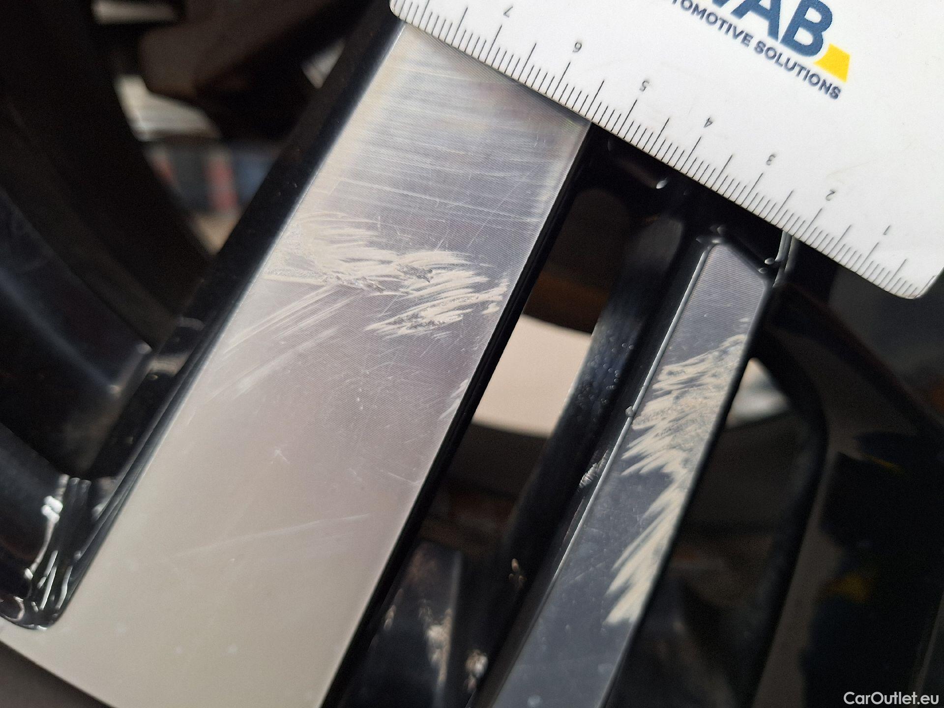  Peugeot  3008 Peugeot,  FL'20, Peugeot  1.5 BlueHDi 96kW S&S EAT8 GT 5d #20