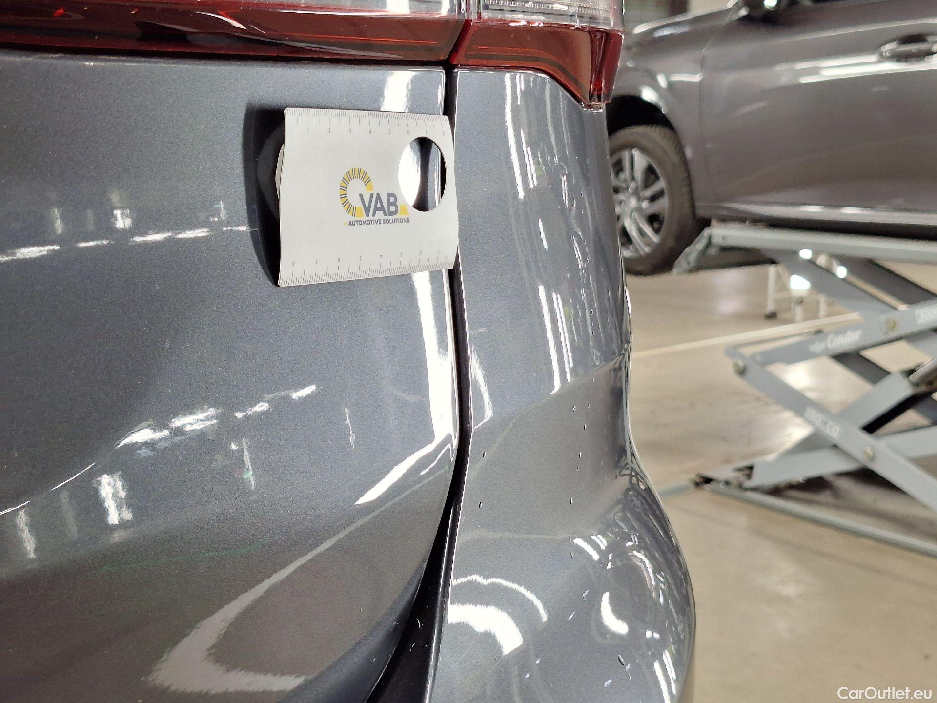  Bmw  X1 BMW,  FL'19, BMW  sDrive18iA (100 kW) 5d #14