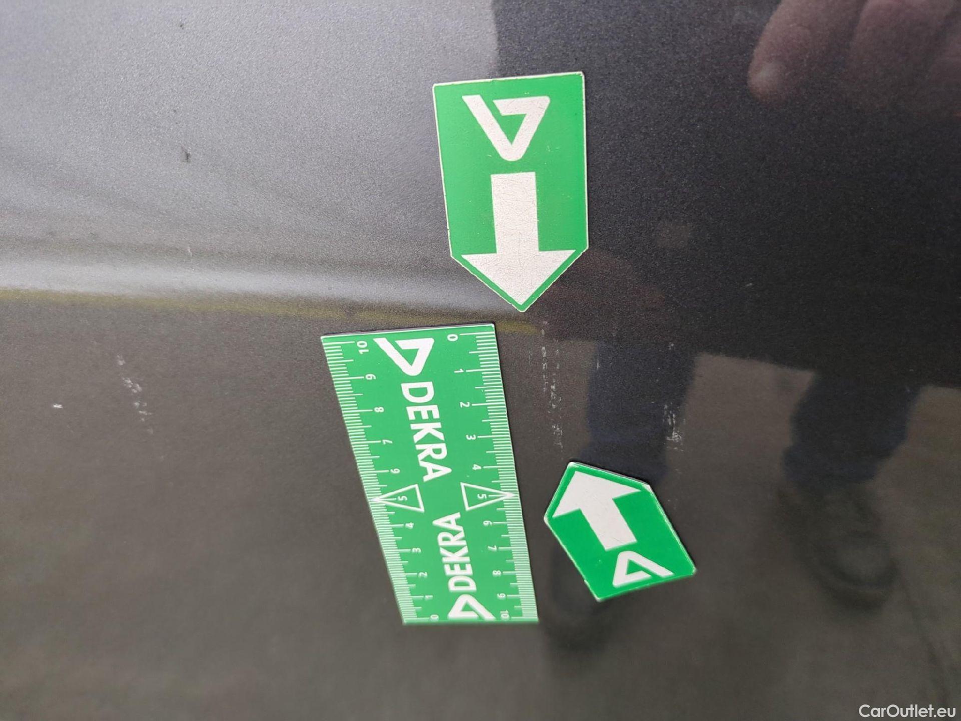  Toyota  C-HR TOYOTA  / 2016 / 5P / SUV 2.0 HYBRIDE 184 DYNAMIC BUSINESS #34