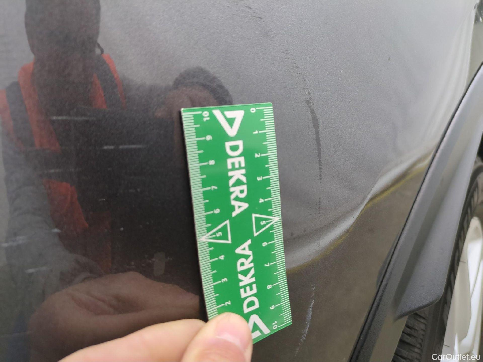  Toyota  C-HR TOYOTA  / 2016 / 5P / SUV 2.0 HYBRIDE 184 DYNAMIC BUSINESS #26