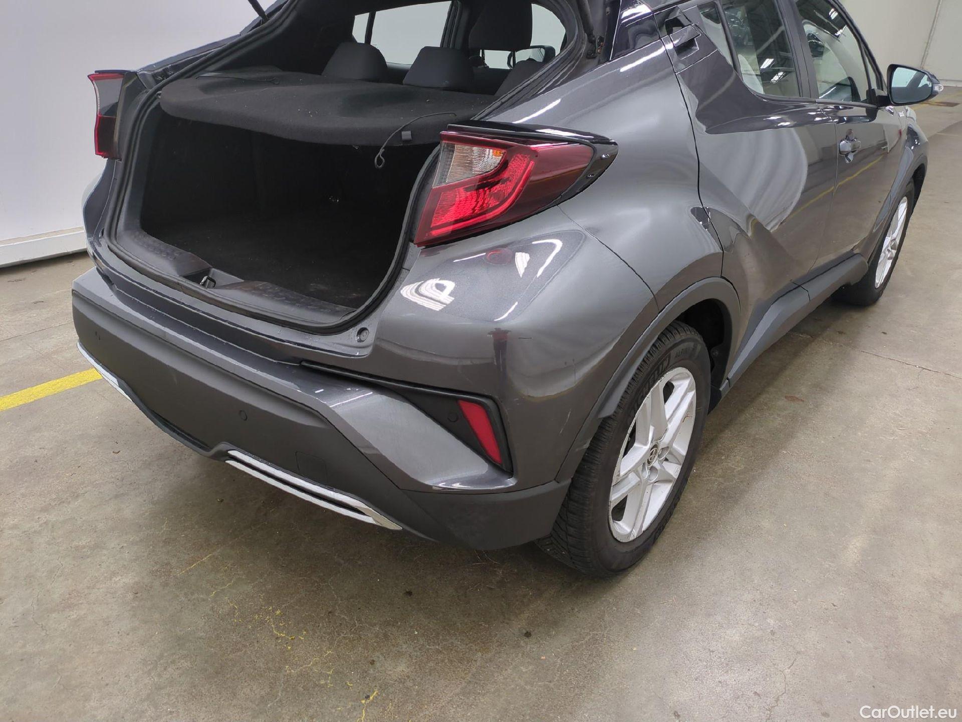  Toyota  C-HR TOYOTA  / 2016 / 5P / SUV 2.0 HYBRIDE 184 DYNAMIC BUSINESS #24