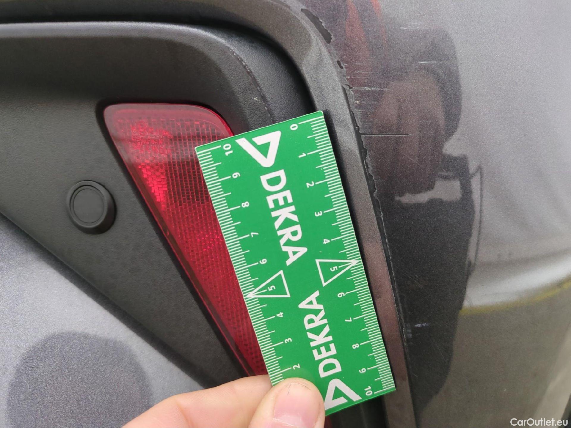  Toyota  C-HR TOYOTA  / 2016 / 5P / SUV 2.0 HYBRIDE 184 DYNAMIC BUSINESS #25