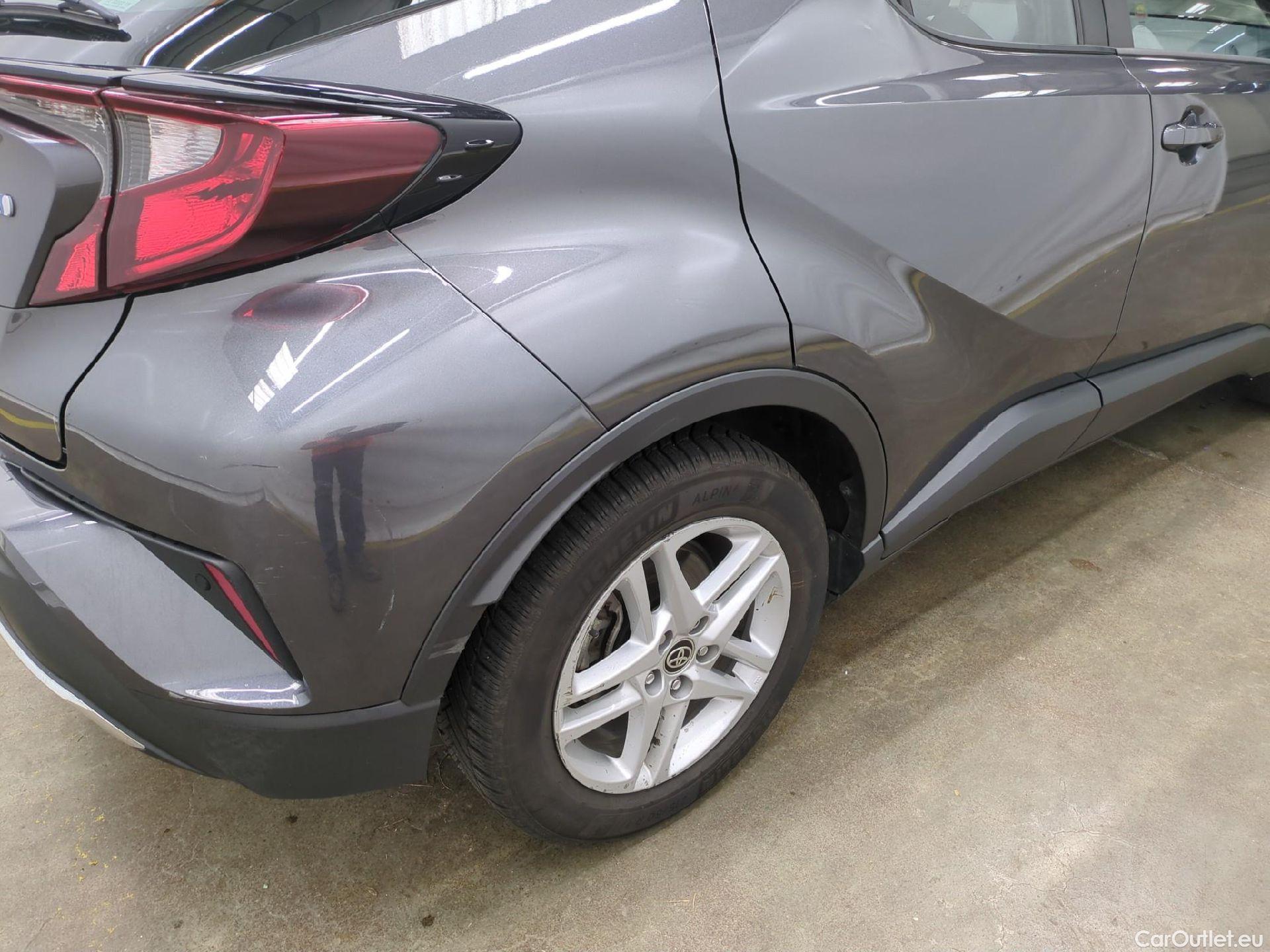  Toyota  C-HR TOYOTA  / 2016 / 5P / SUV 2.0 HYBRIDE 184 DYNAMIC BUSINESS #28